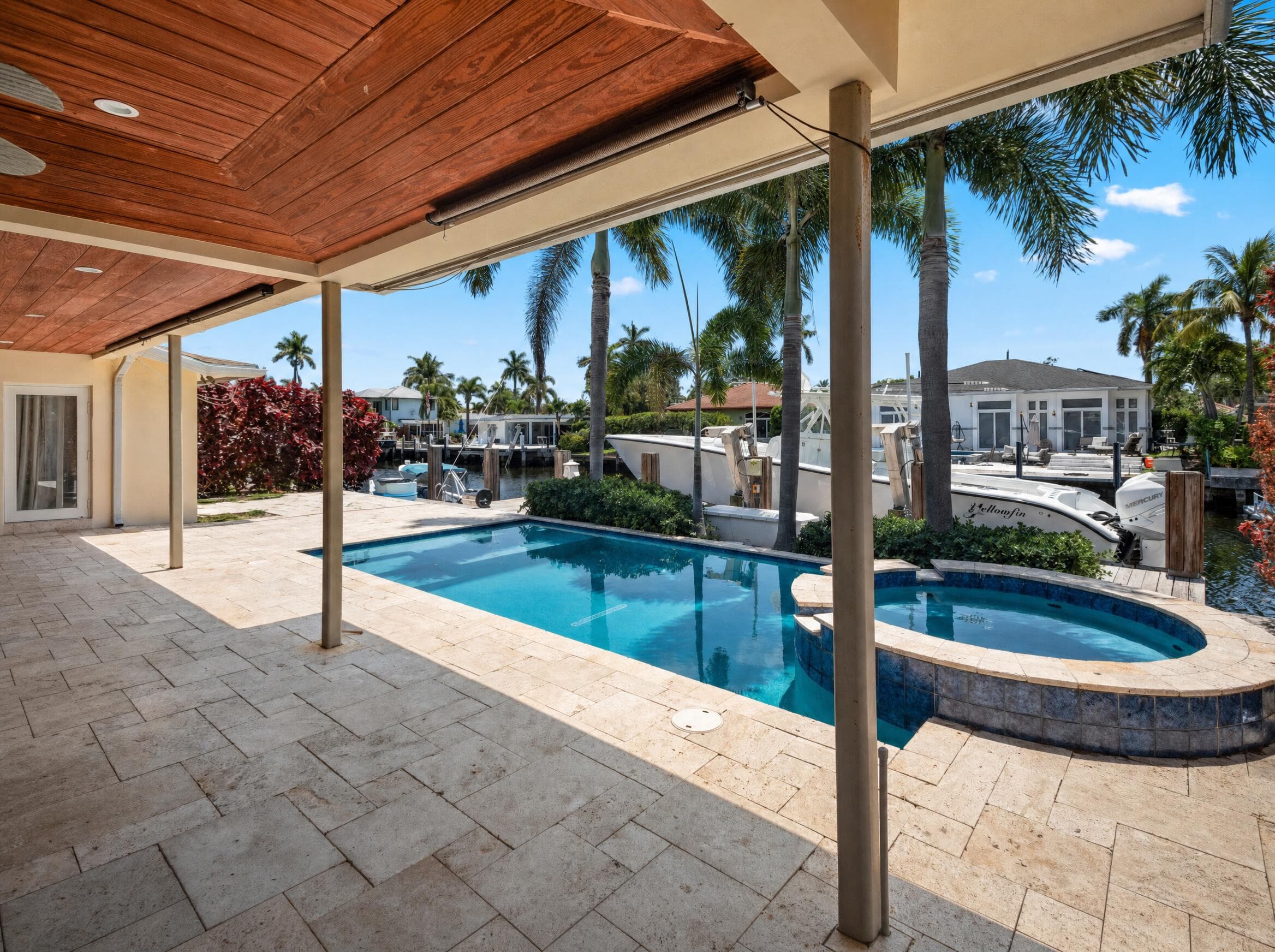 330 SE 10th Street, Pompano Beach, FL 33060 13