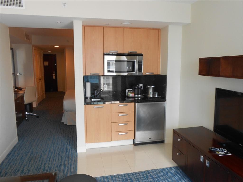 505 N Fort Lauderdale Beach Boulevard 1207, Fort Lauderdale, FL 33304 3