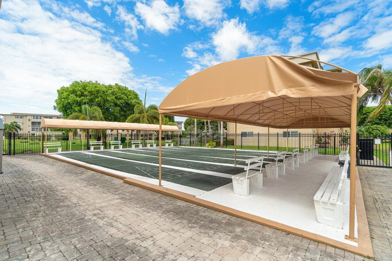 2615 NE 1st Court 410, Boynton Beach, FL 33435 40