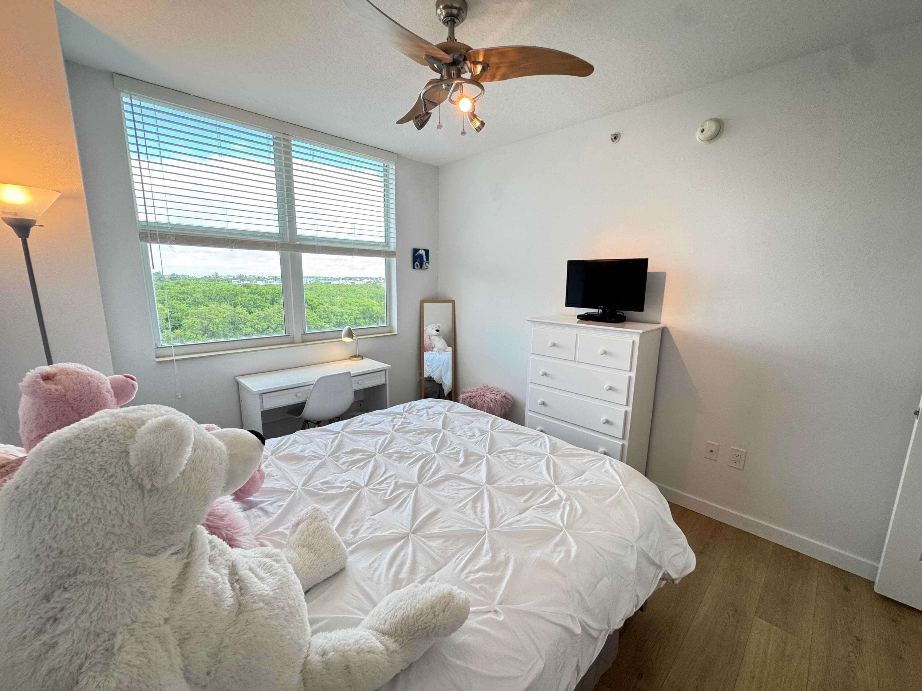 700 E Boynton Beach Boulevard 608, Boynton Beach, FL 33435 13