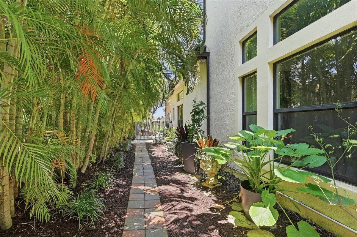 9769 Bozzano Drive, Delray Beach, FL 33446 51