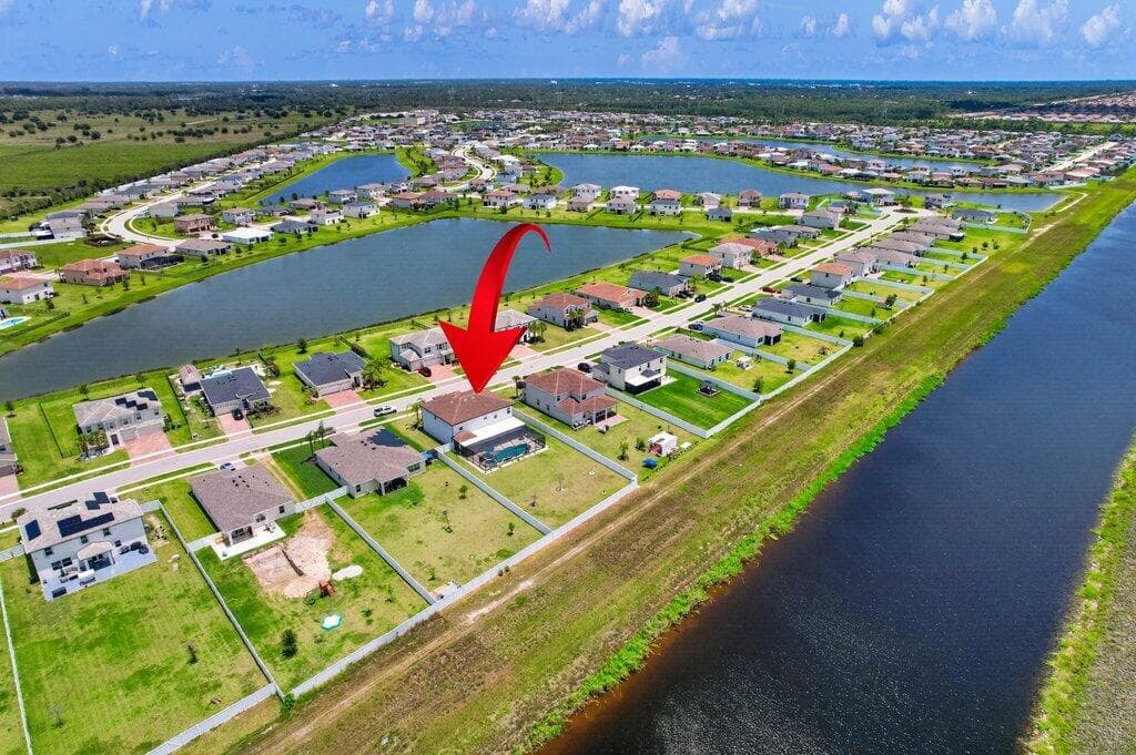 7528 NW Deysbrook Lane, Port St. Lucie, FL 34987 39