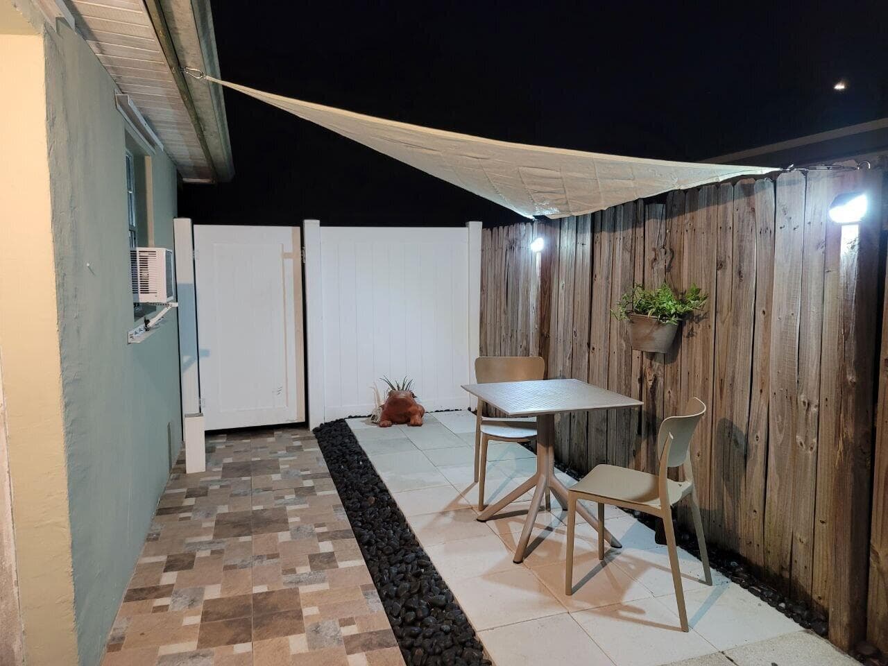 2311 N 58th Avenue, Hollywood, FL 33021 4