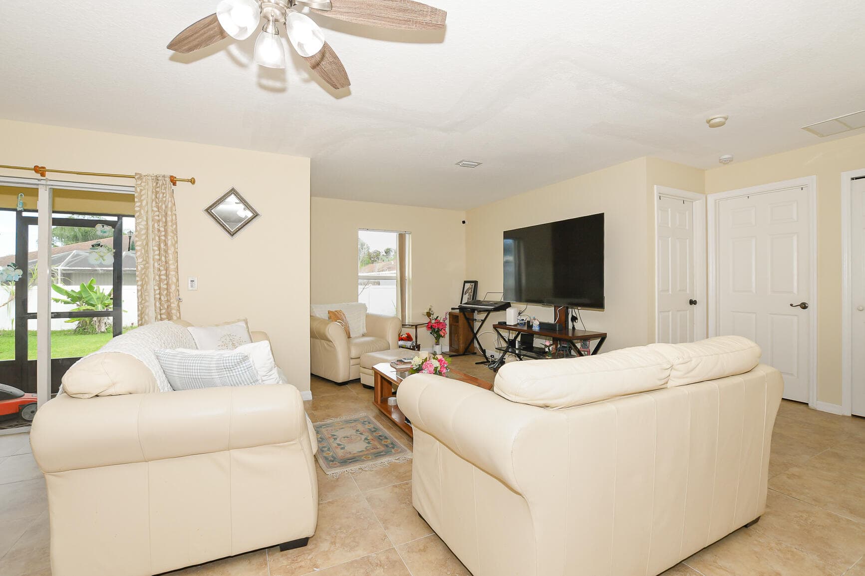 1961 SW Diamond Street, Port St. Lucie, FL 34953 17