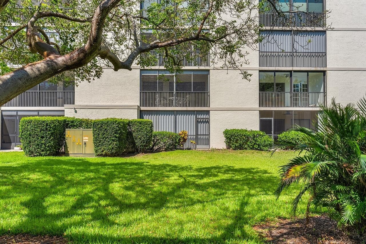 300 N Highway A1a 203c, Jupiter, FL 33477 3