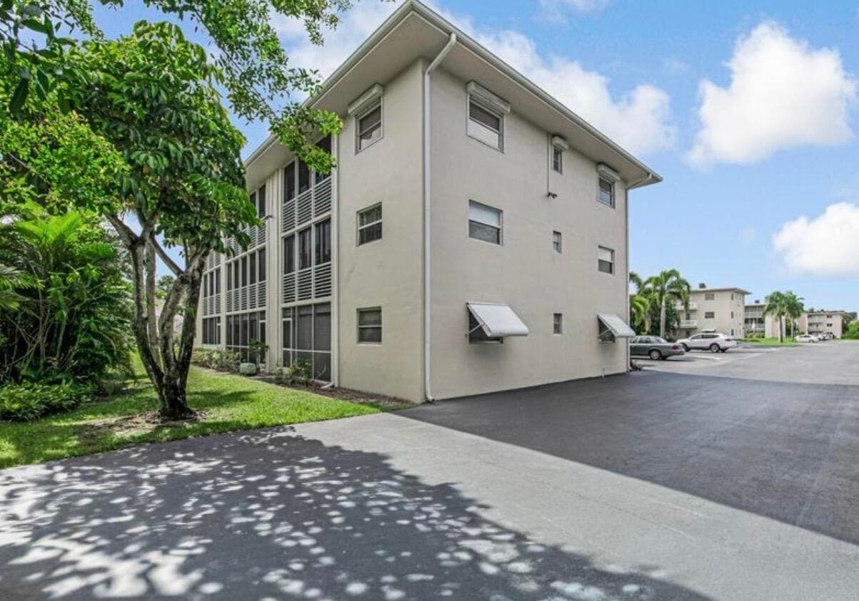2855 Garden Drive S 102, Lake Worth Beach, FL 33461 21