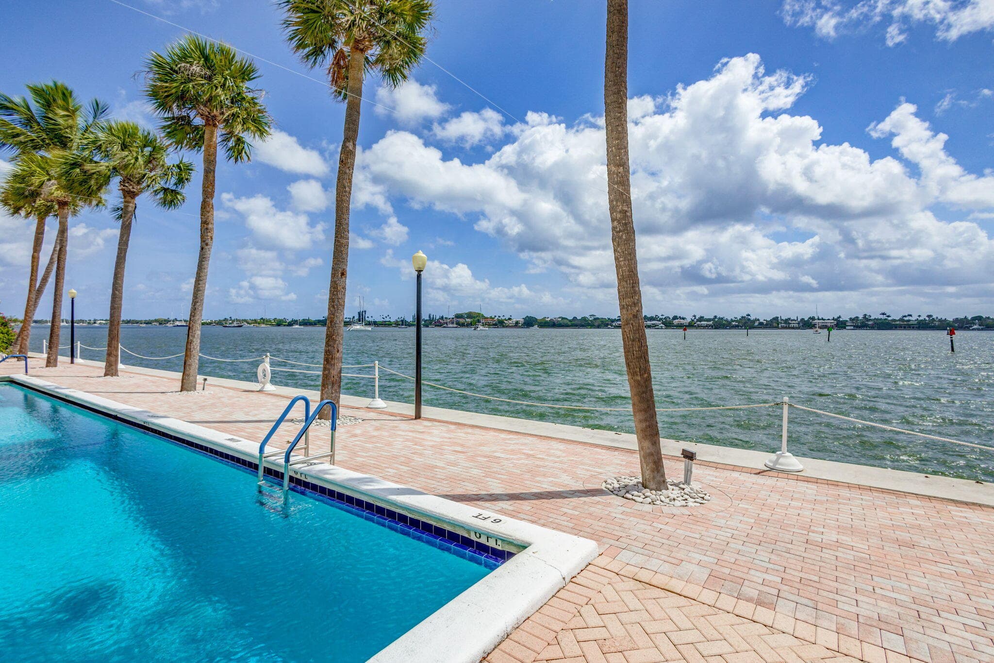 2600 N Flagler Drive 911, West Palm Beach, FL 33407 38
