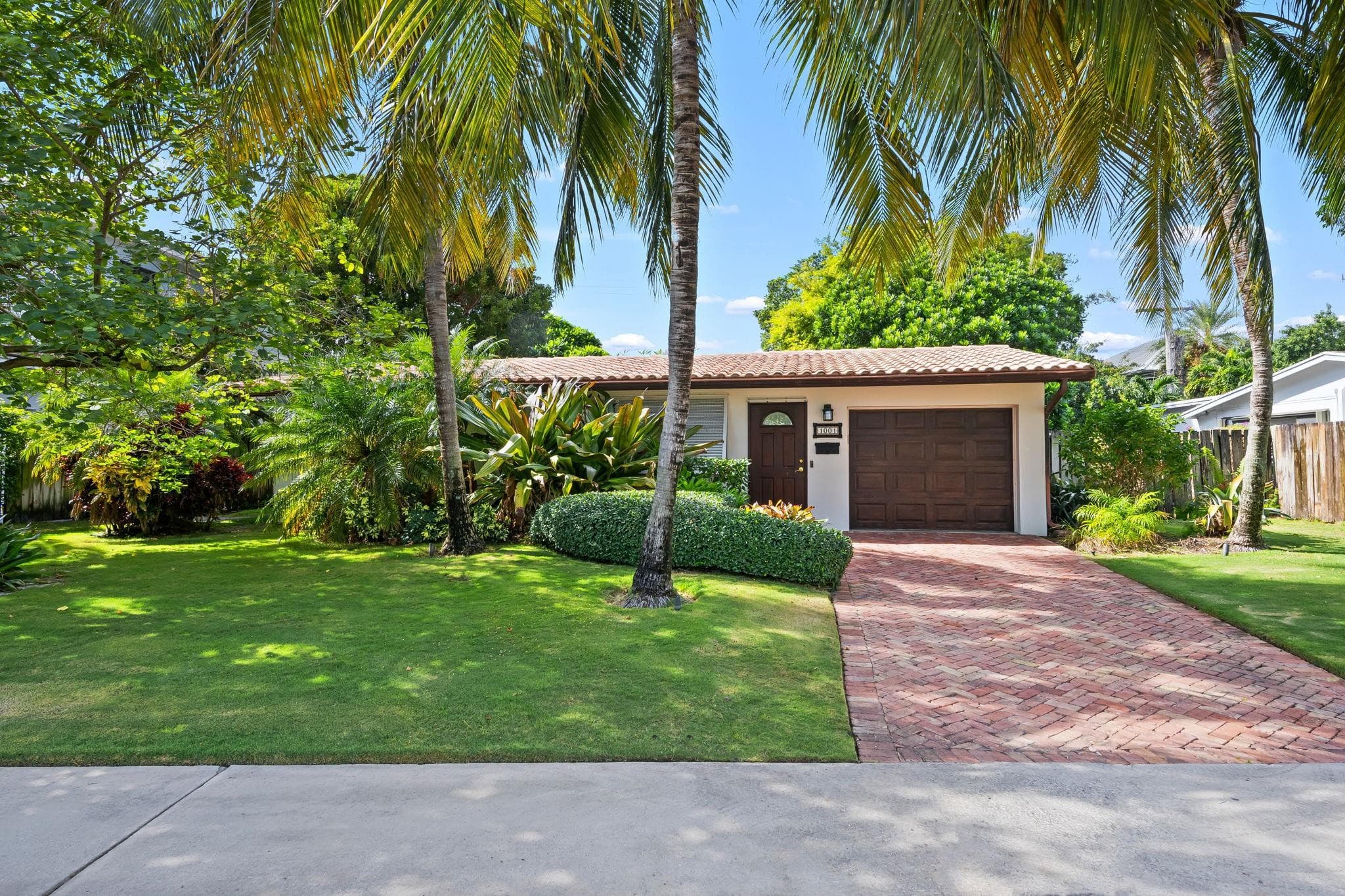 1001 NE 2nd Terrace, Boca Raton, FL 33432 2