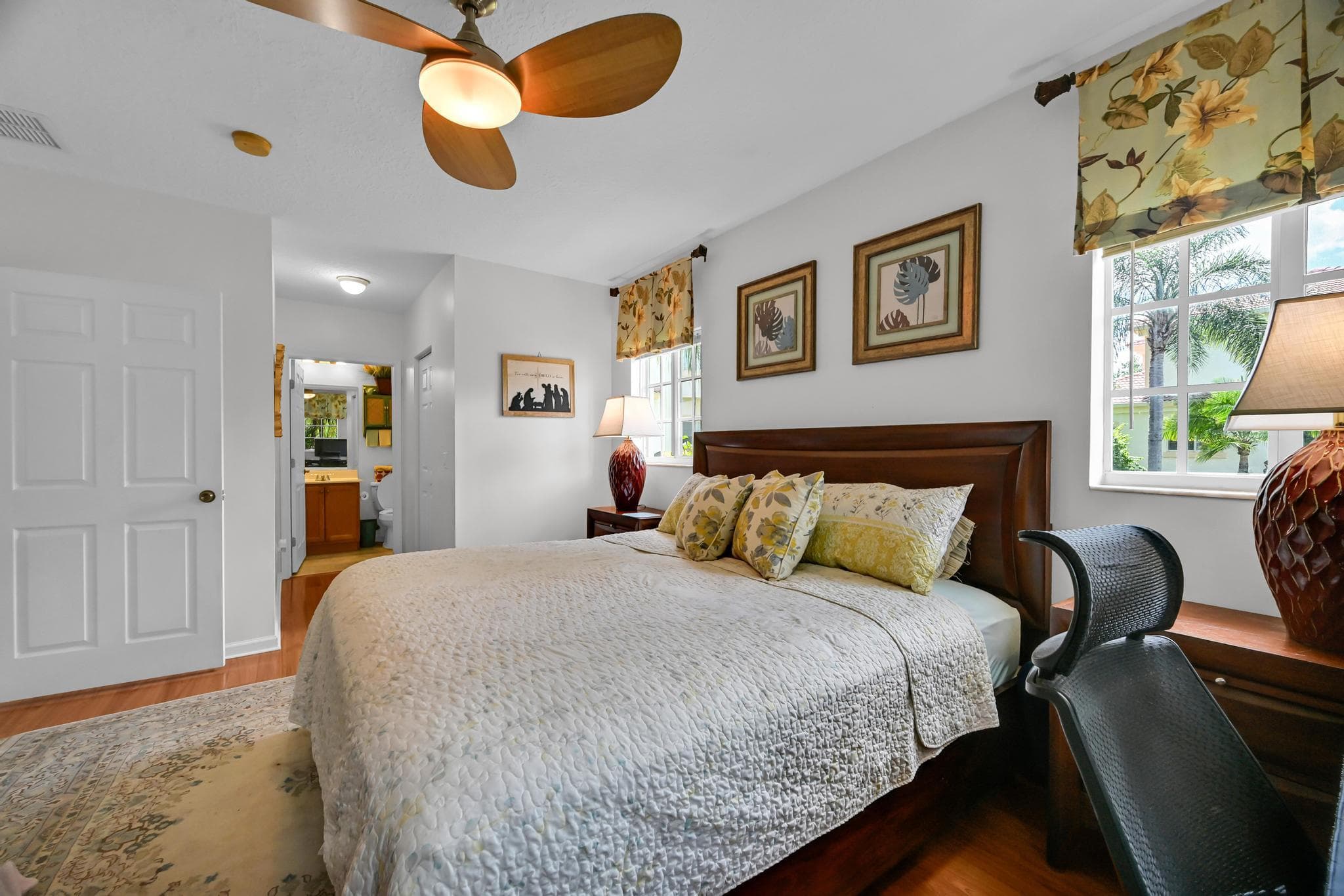 568 7th Square, Vero Beach, FL 32962 21
