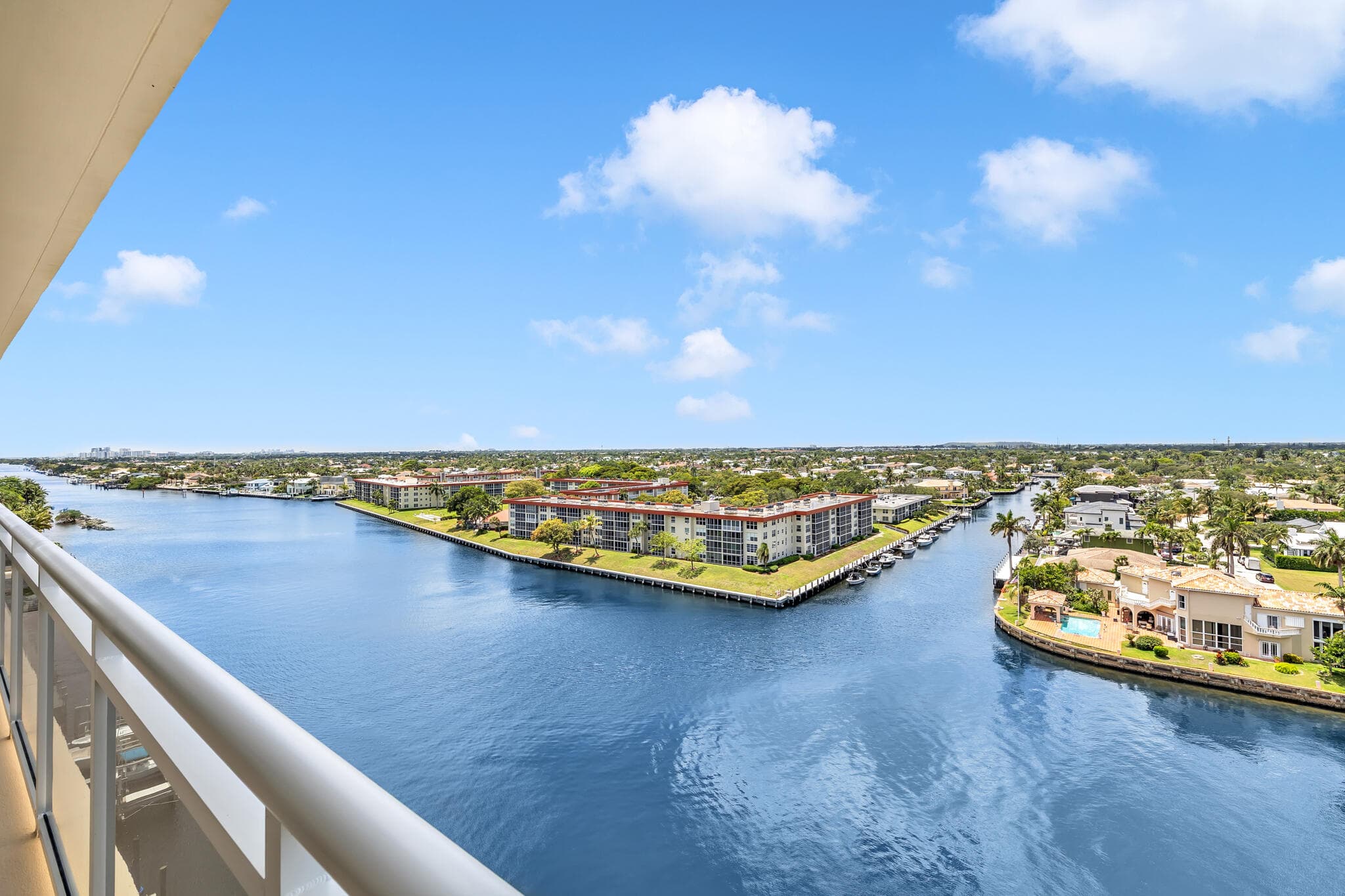 1160 Hillsboro Mile Ph, Hillsboro Beach, FL 33062 43