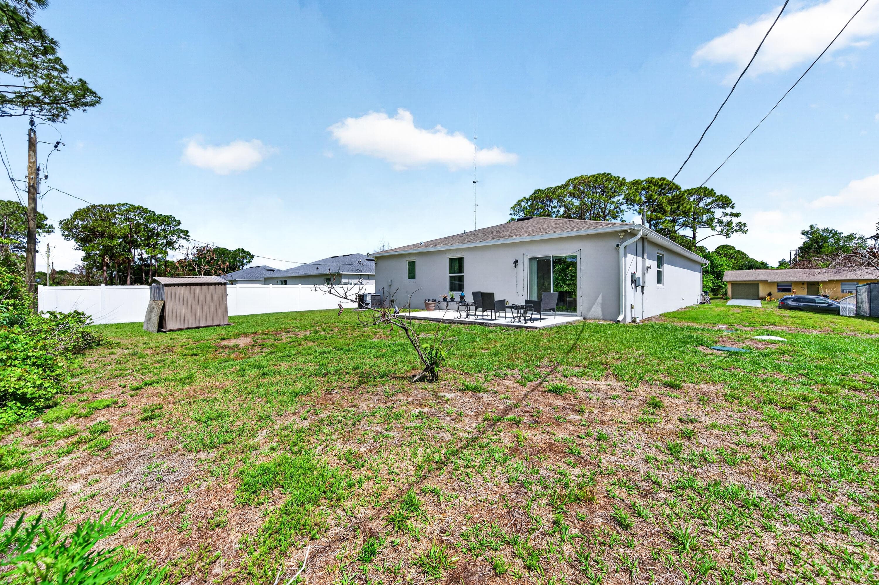 180 SE Dolphin St Street SE, Palm Bay, FL 32909 30