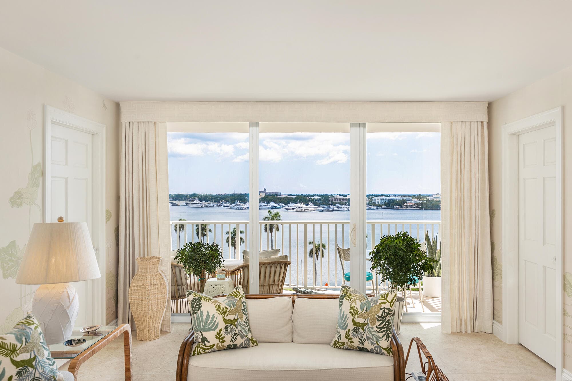1801 S Flagler Drive 1007, West Palm Beach, FL 33401 2