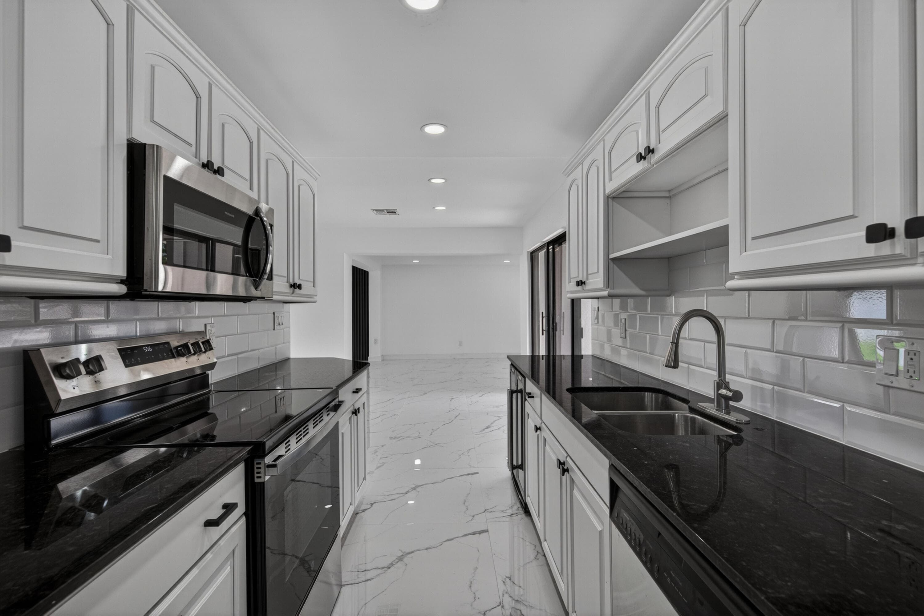 2740 NW 9th Lane, Wilton Manors, FL 33311 39
