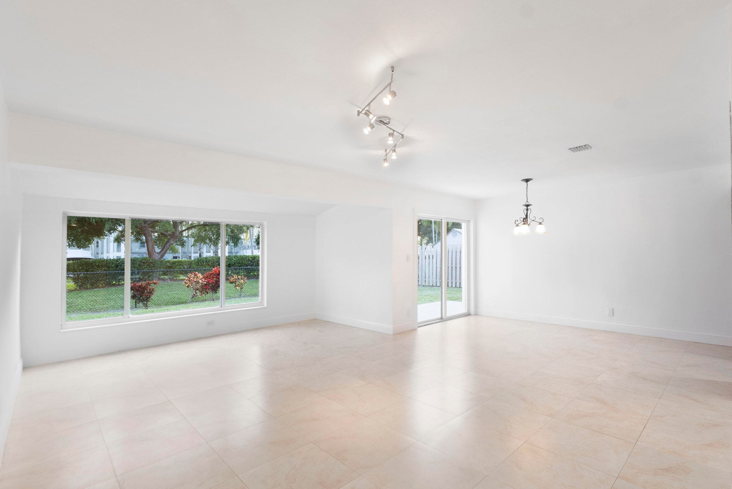 2940 NE 18th Street, Pompano Beach, FL 33062 17