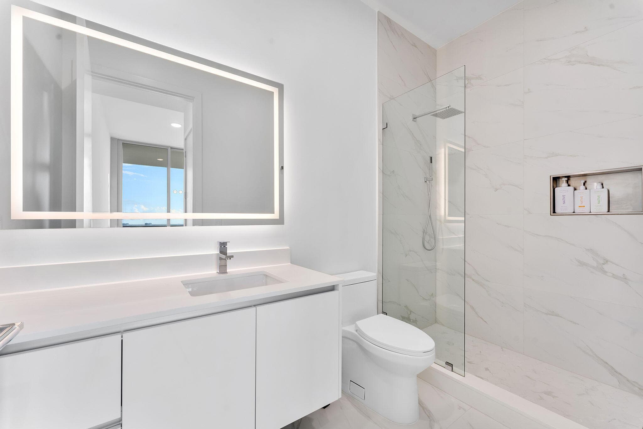 220 Lake Shore Drive Penthouse 2321, Lake Park, FL 33403 23