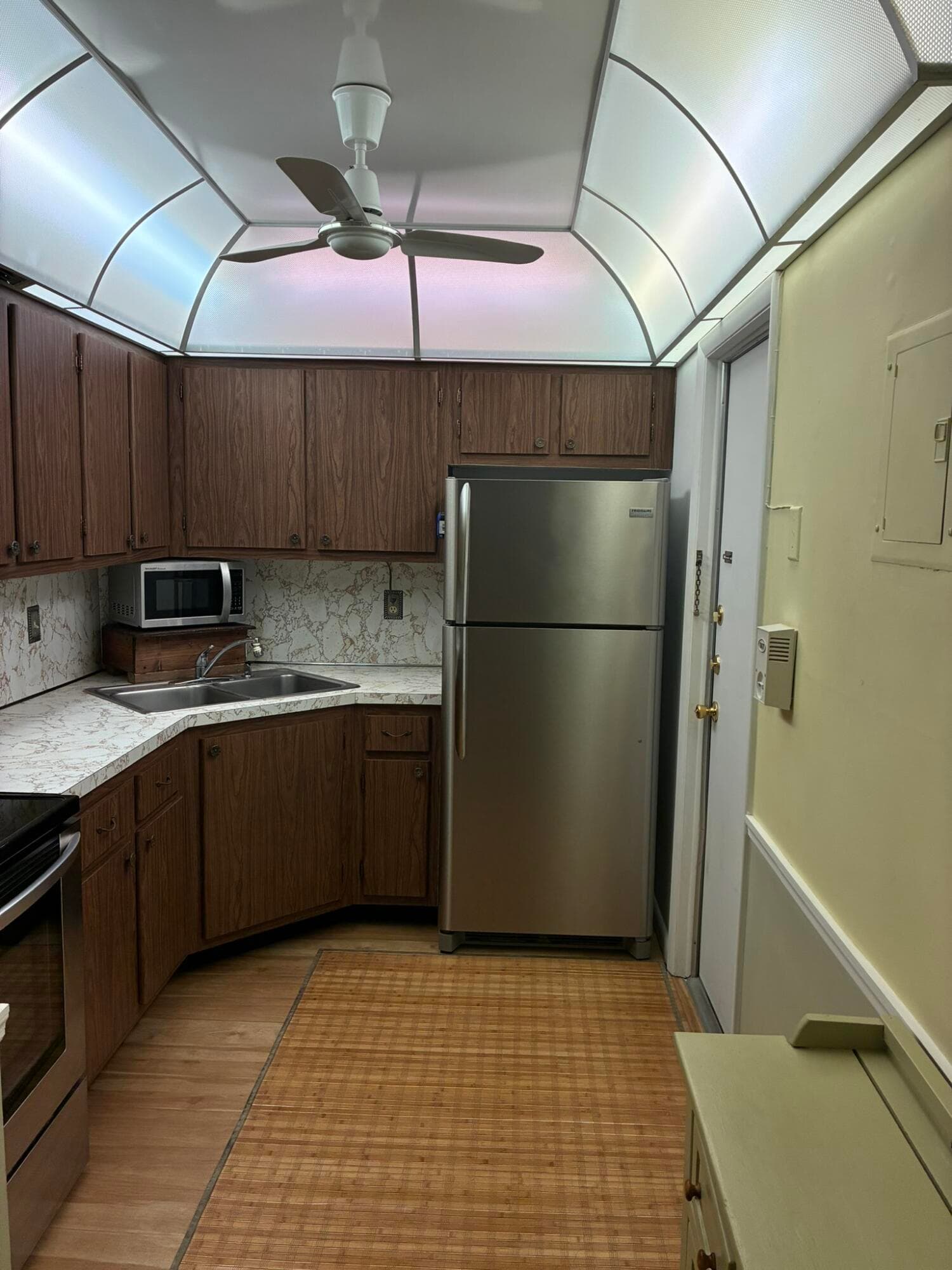 659 W Oakland Park Boulevard 204-c, Oakland Park, FL 33311 4