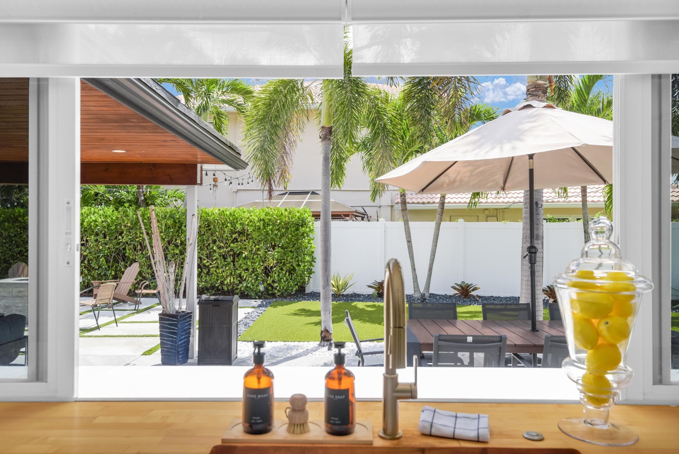 701 Appleby Street, Boca Raton, FL 33487 10