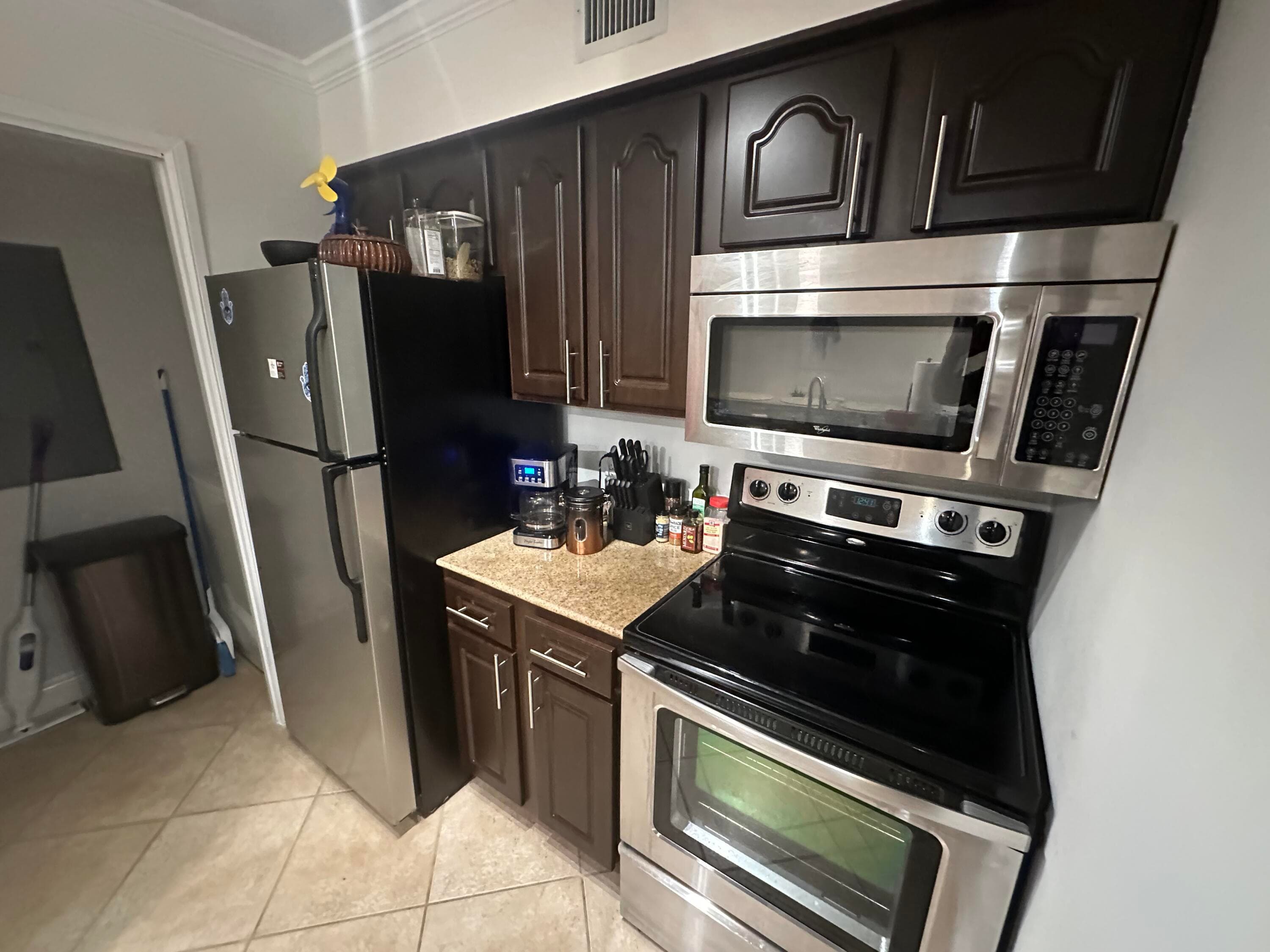 400 Scotia Drive 103, Hypoluxo, FL 33462 5