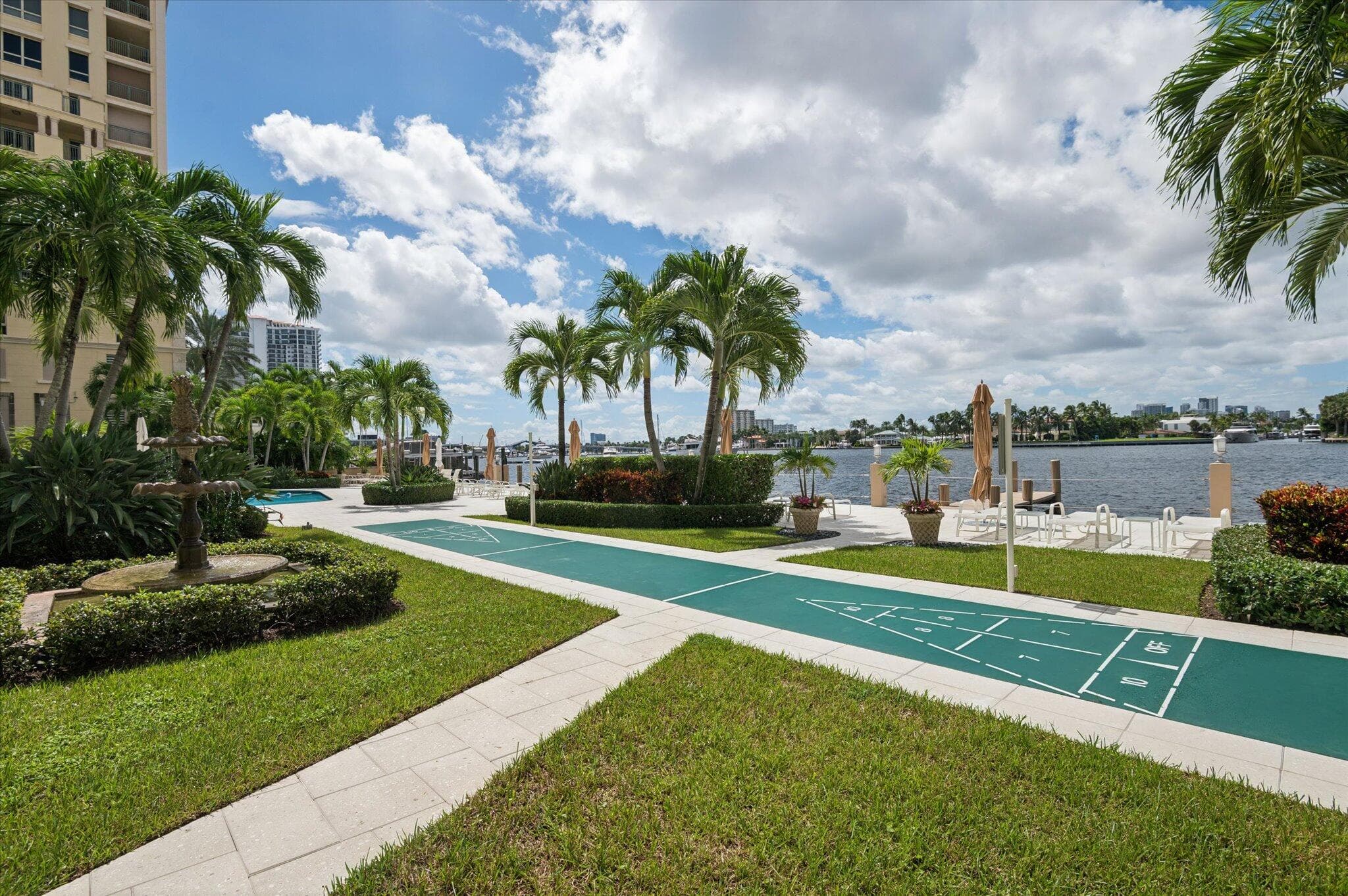 215 N Birch Road A2, Fort Lauderdale, FL 33304 21