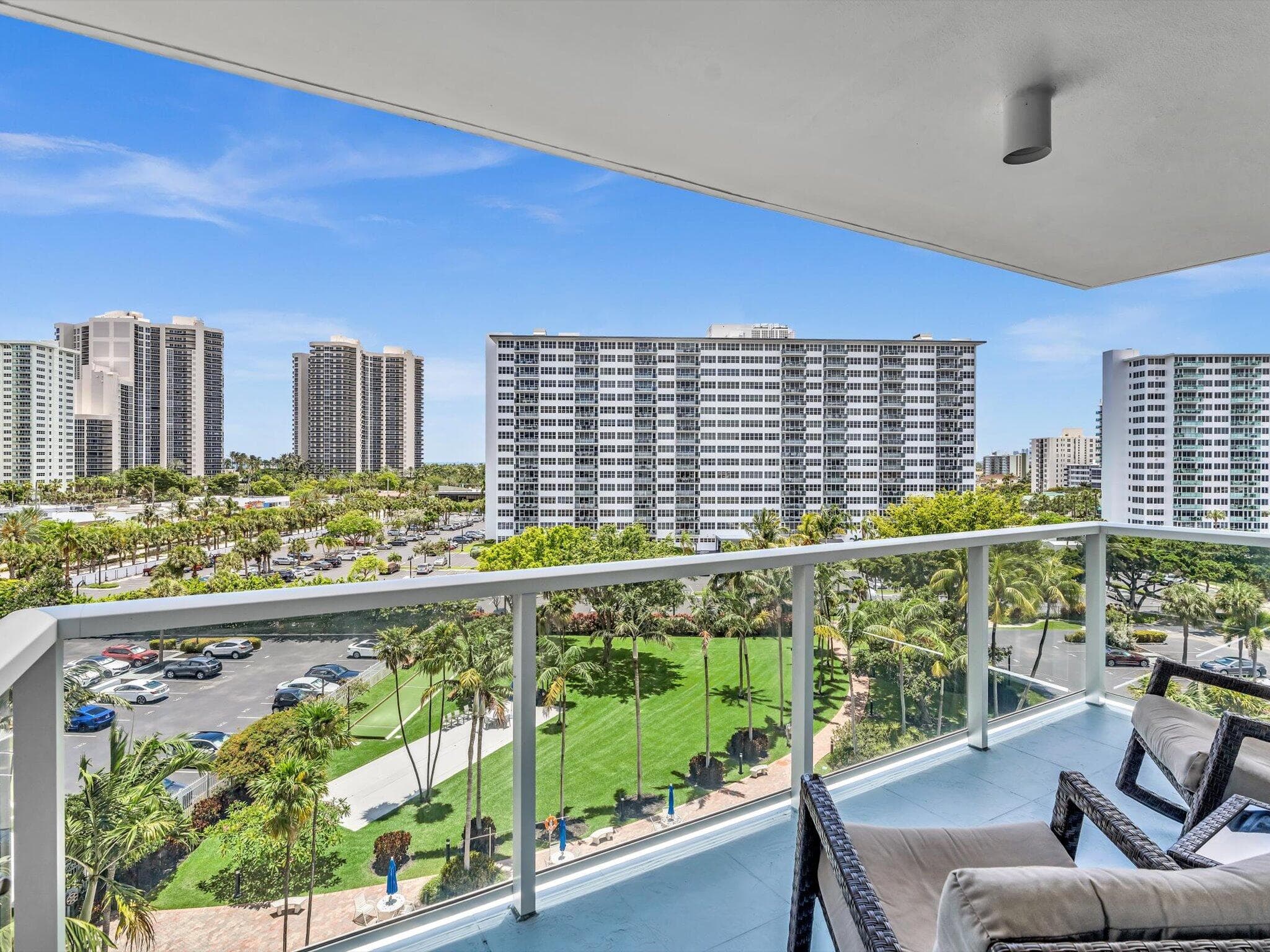 3300 NE 36th Street 721, Fort Lauderdale, FL 33308 2