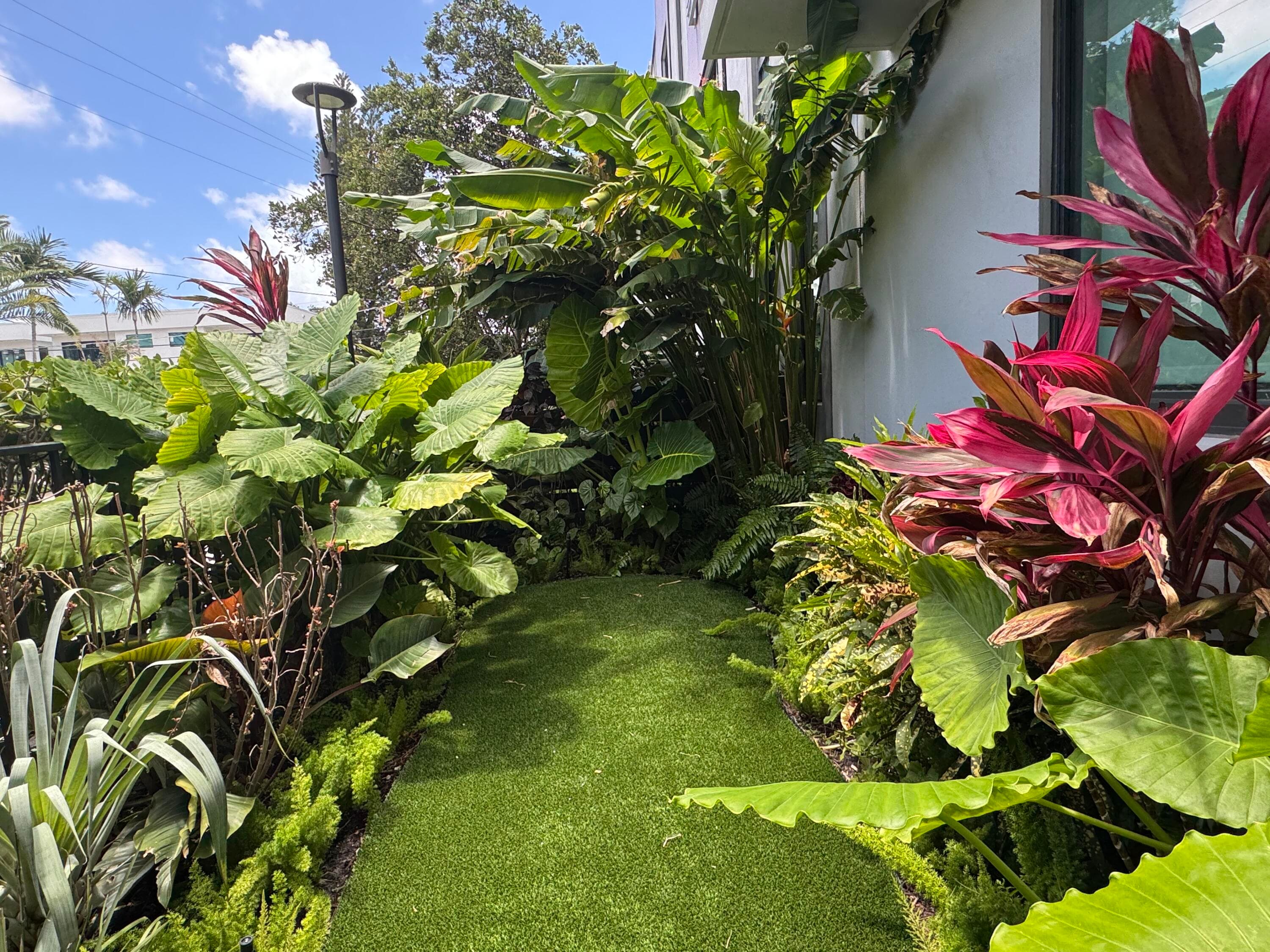 924 NE 4th Street, Fort Lauderdale, FL 33301 5