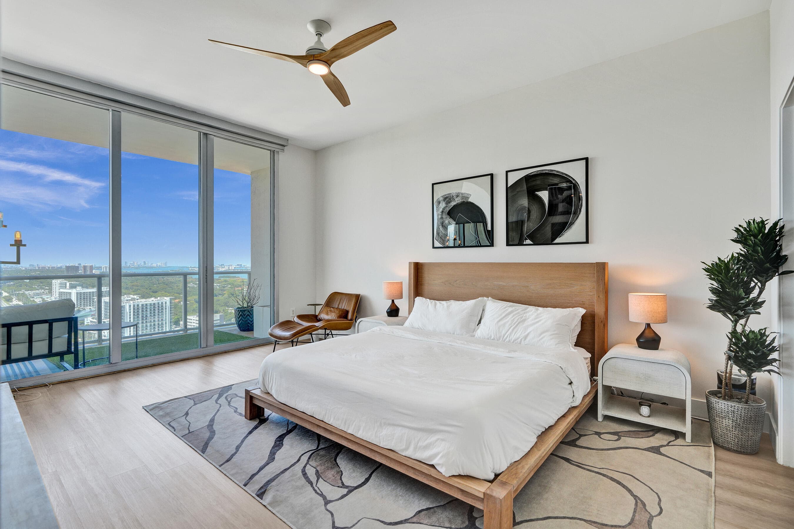 3470 E Coast Avenue H2704, Miami, FL 33137 17