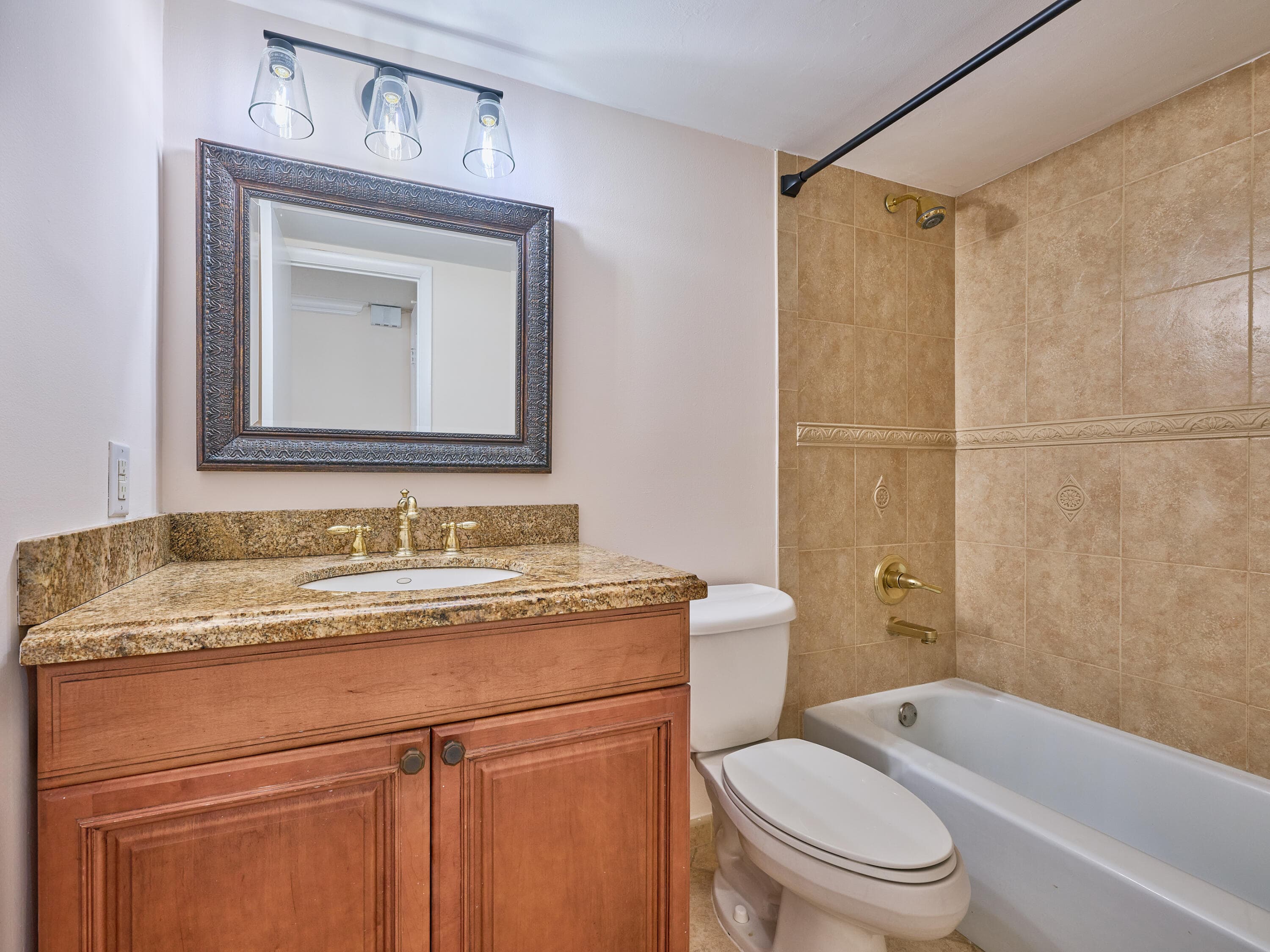 305 N Pompano Beach Boulevard 1204, Pompano Beach, FL 33062 19