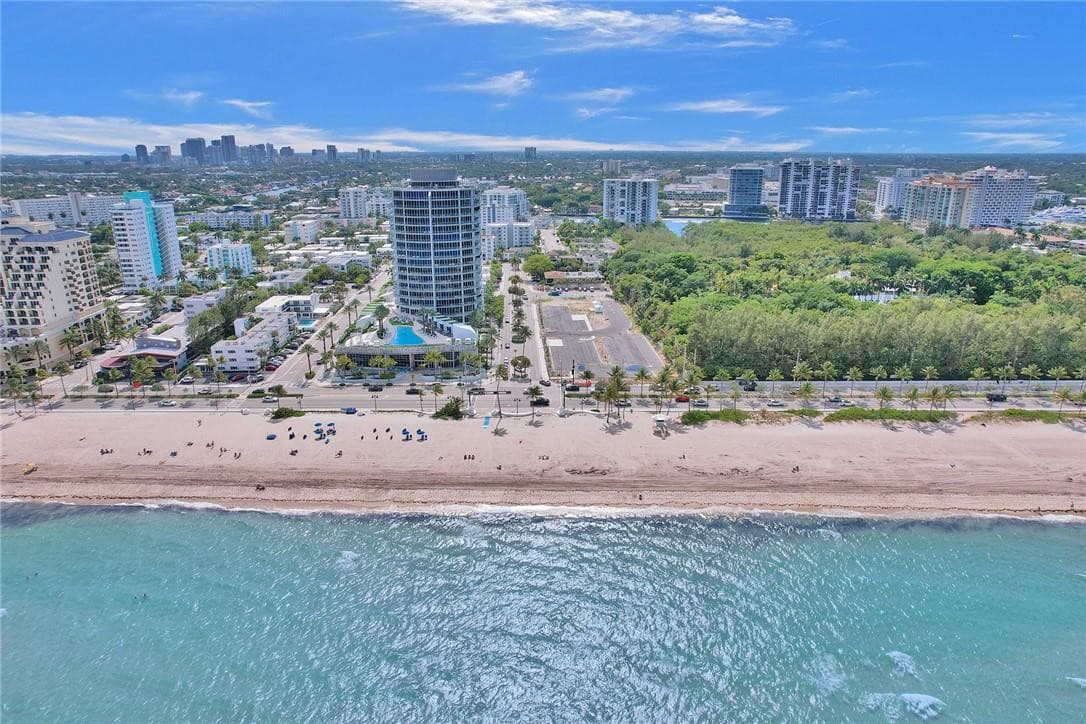 720 Orton Avenue 404, Fort Lauderdale, FL 33304
