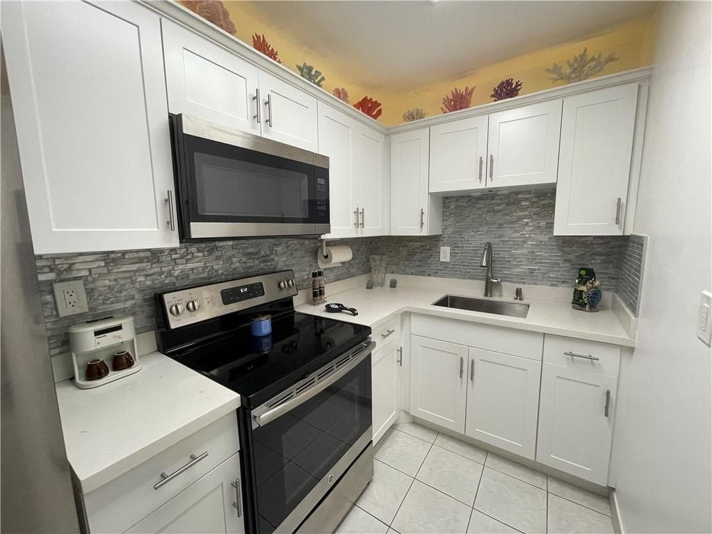 720 Orton Avenue 404, Fort Lauderdale, FL 33304 21
