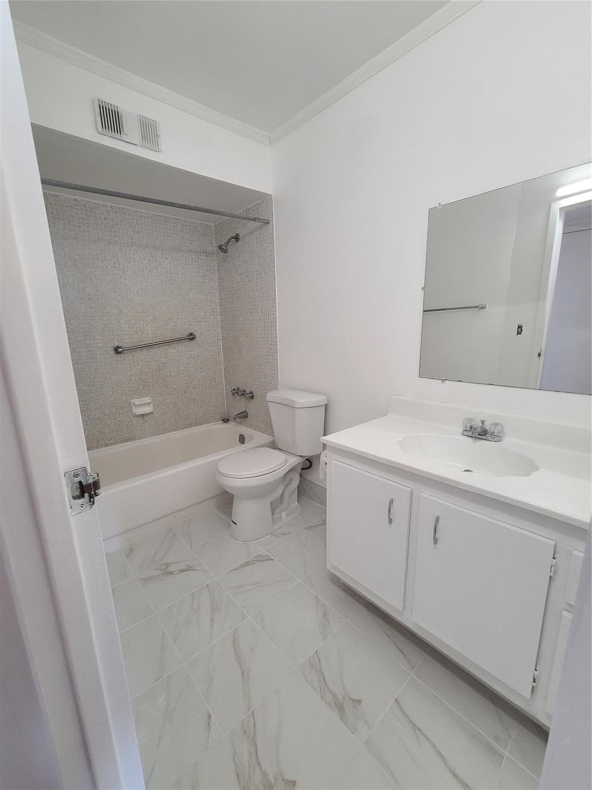 1810 SW 81st Avenue 2400, North Lauderdale, FL 33068 5