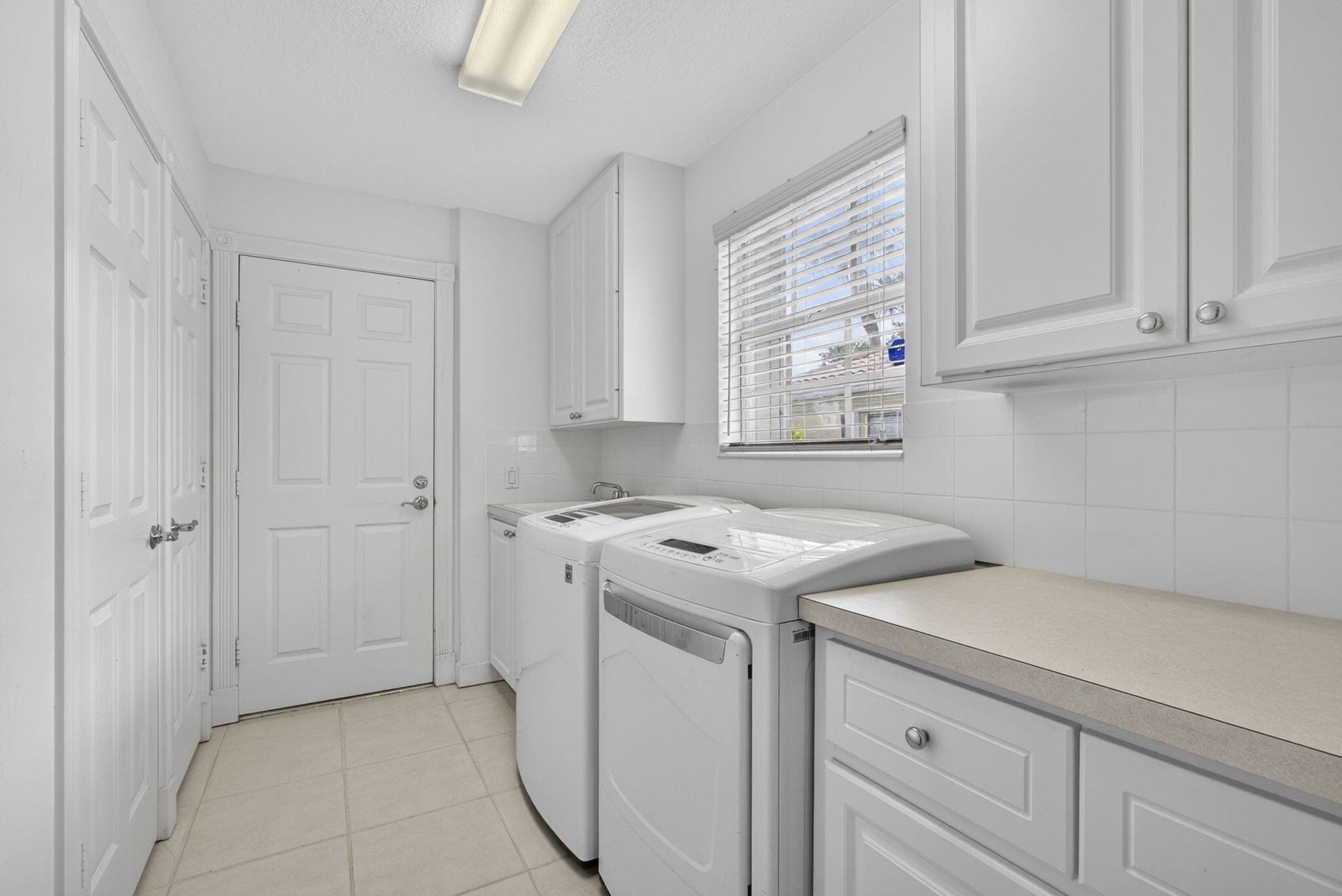 8093 Montserrat Place, Wellington, FL 33414 9