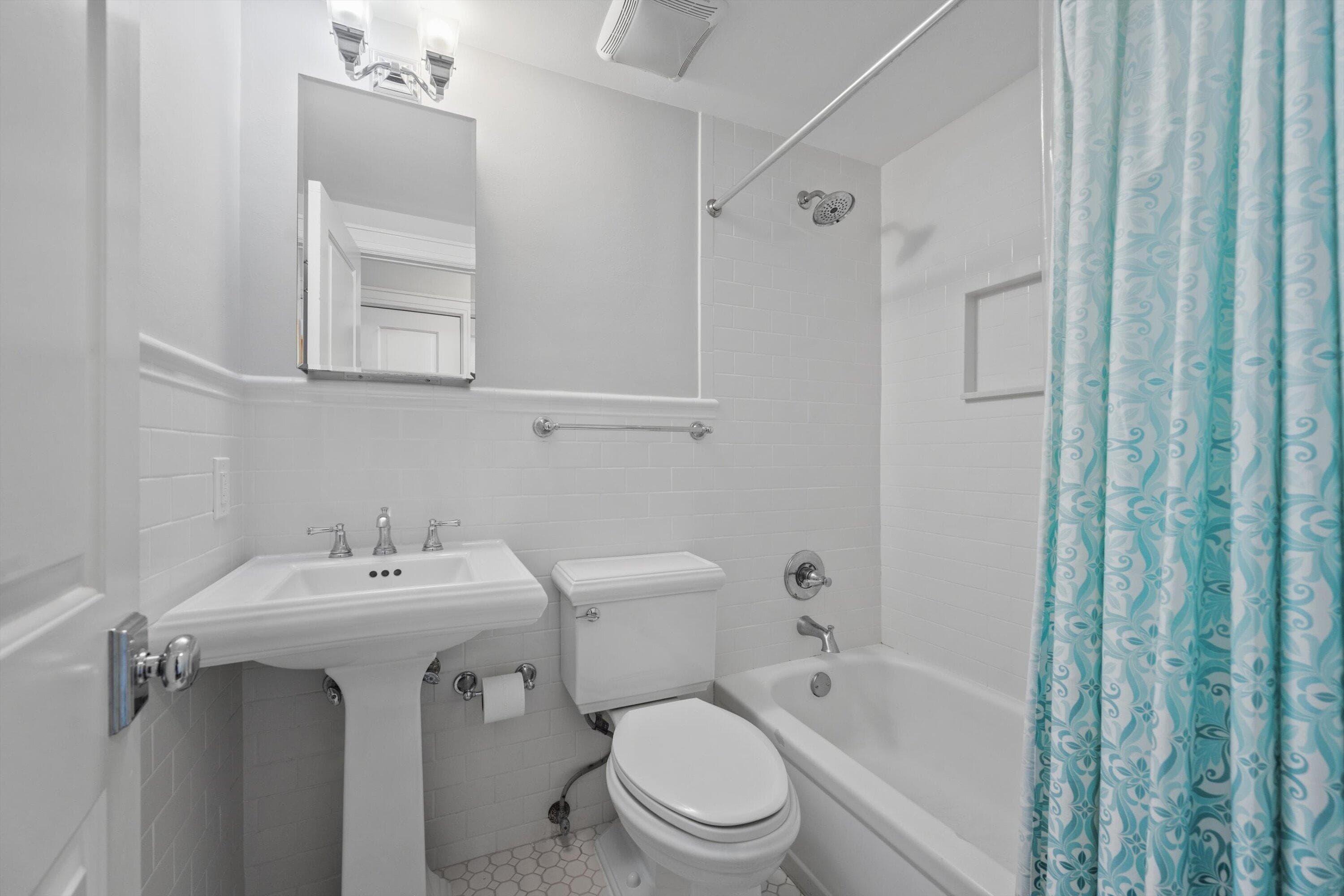 235 Sunrise Avenue 3232, Palm Beach, FL 33480 19