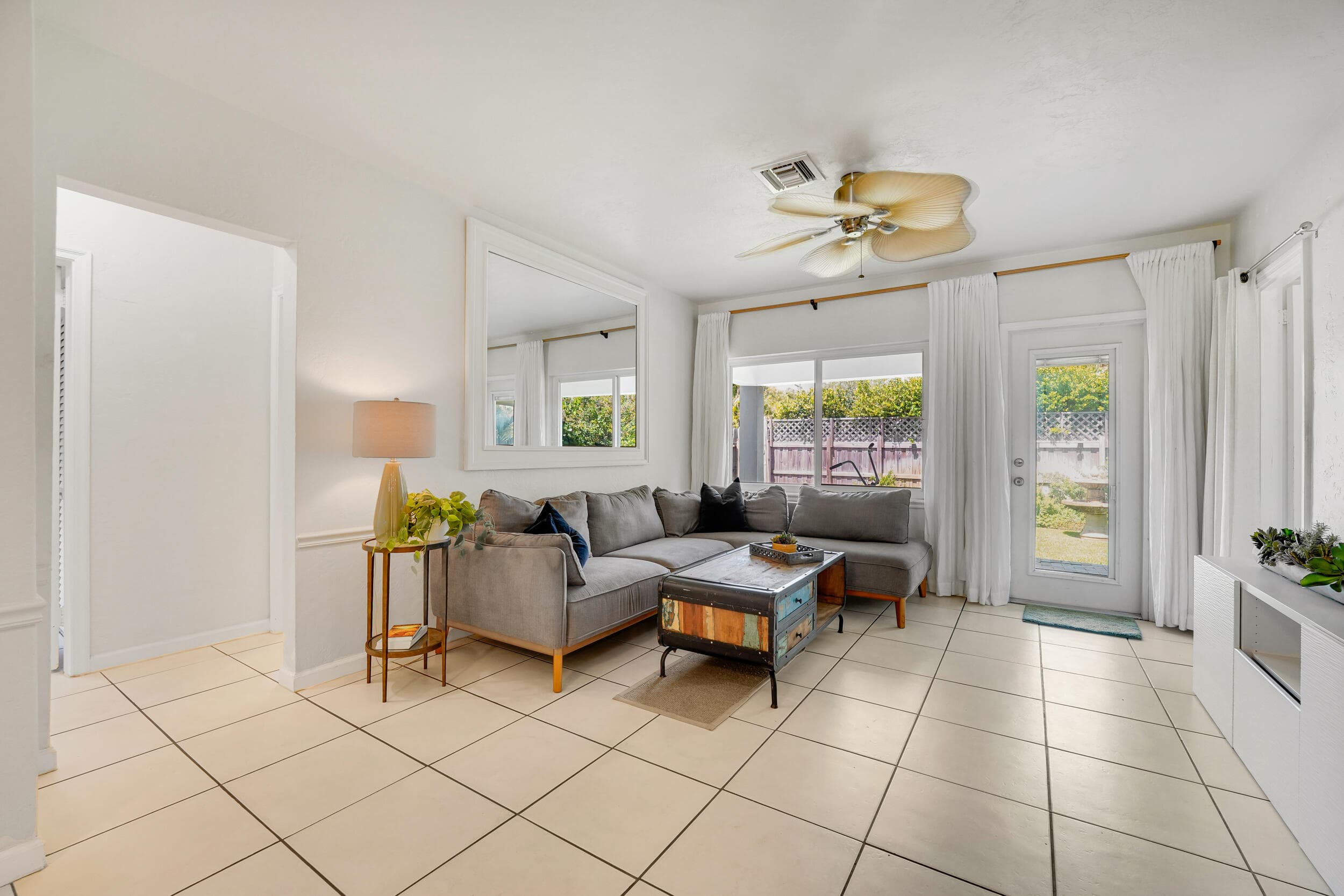 1236 NE 13th Avenue, Fort Lauderdale, FL 33304 25