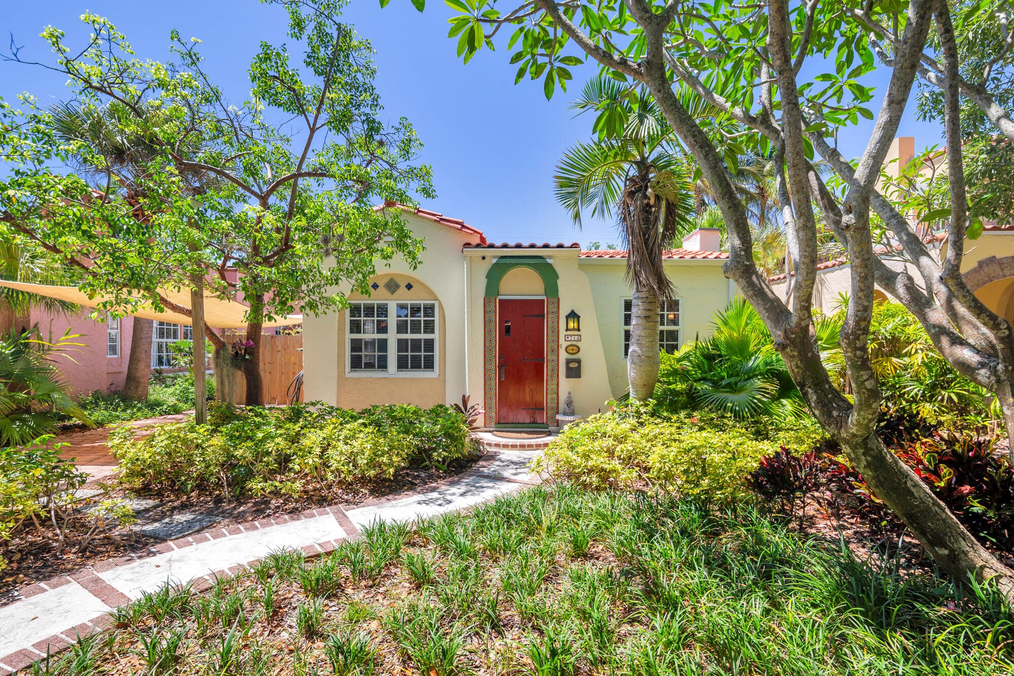 714 Sunset Road, West Palm Beach, FL 33401