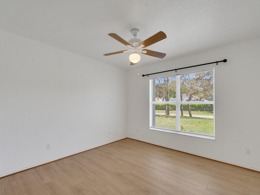 11171 Airport Drive, Sebastian, FL 32958 18
