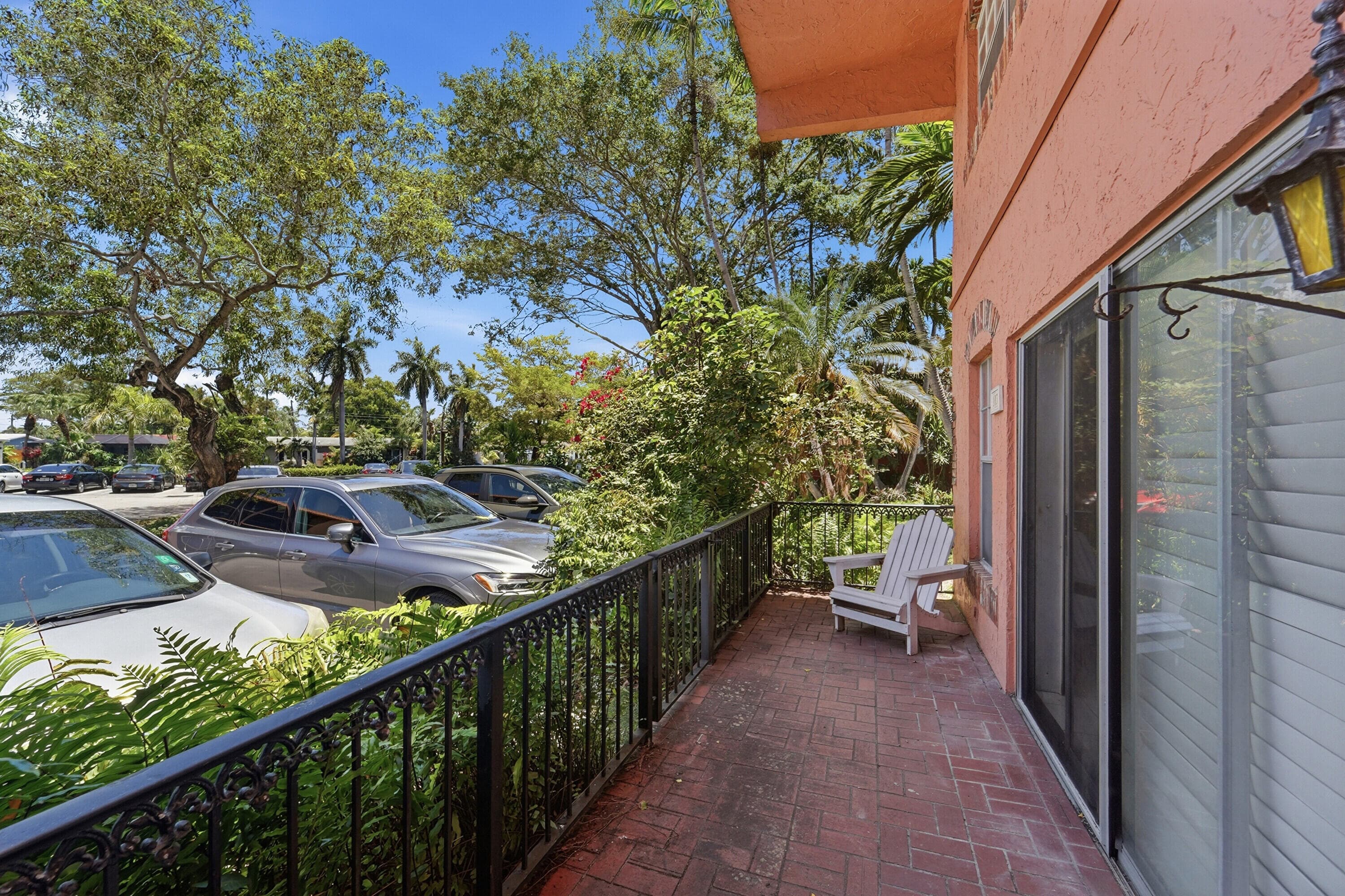 640 Tennis Club Drive 103, Fort Lauderdale, FL 33311 17