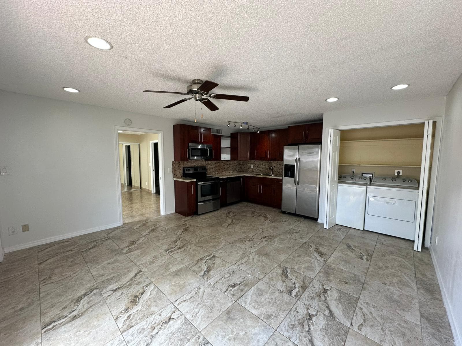 637 Executive Center Drive N203, West Palm Beach, FL 33401 6