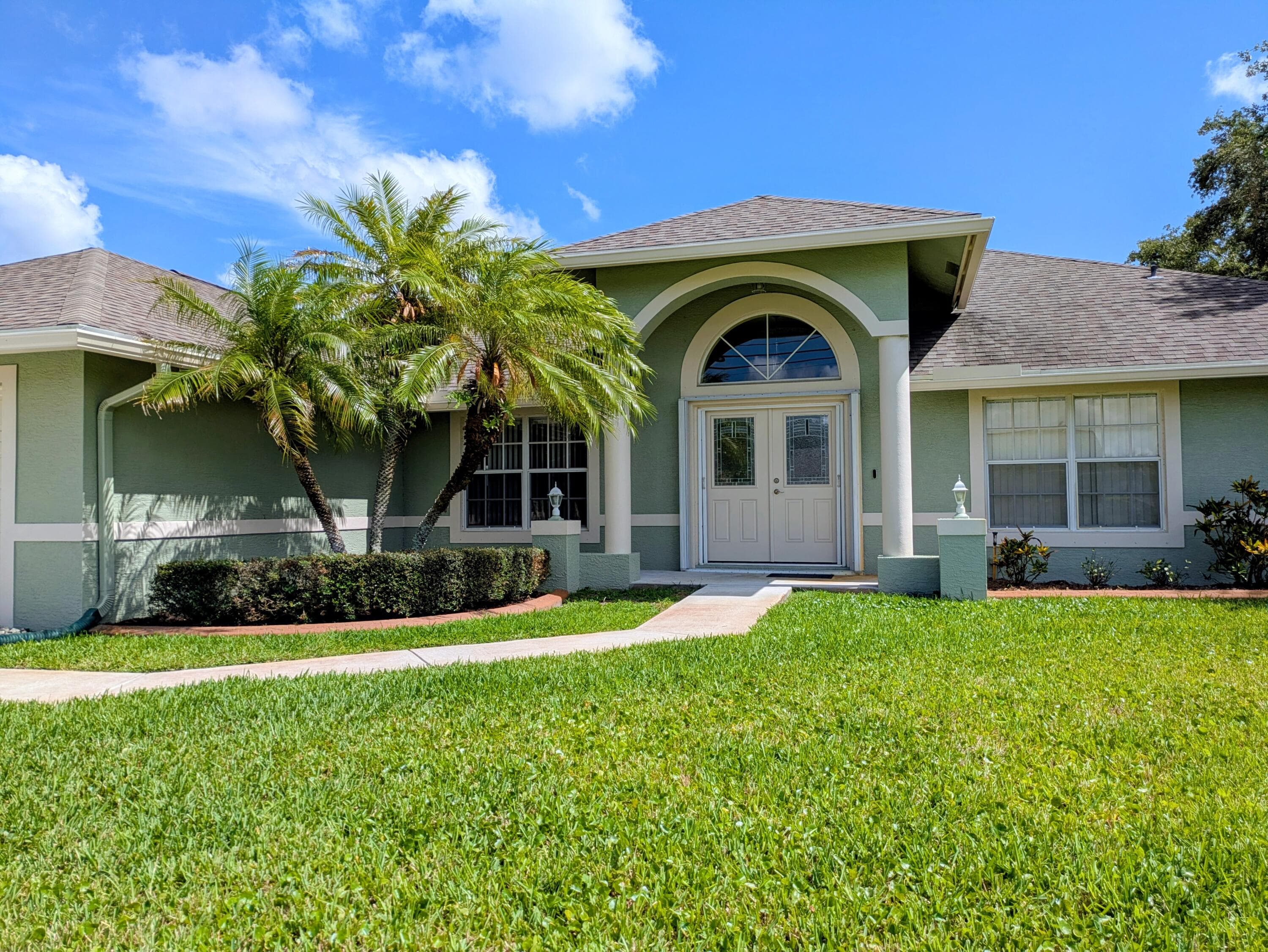 357 SE Cork Road, Port St. Lucie, FL 34984 39