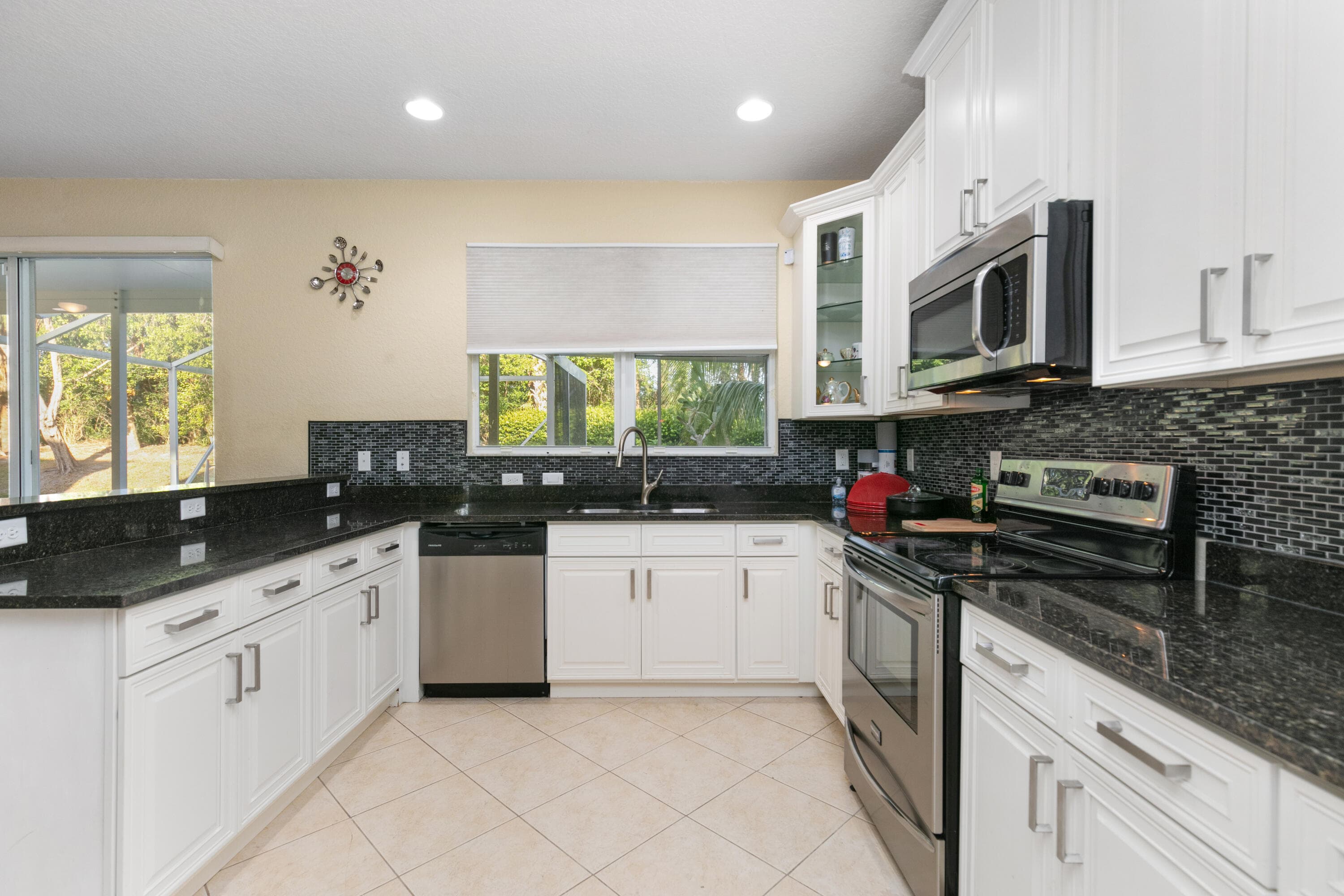 1086 NW Leonardo Circle, Port St. Lucie, FL 34986 21