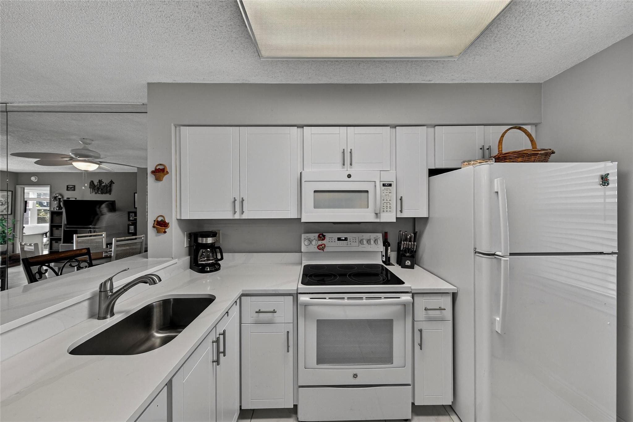 2222 N CYPRESS BEND Drive 201, Pompano Beach, FL 33069 4