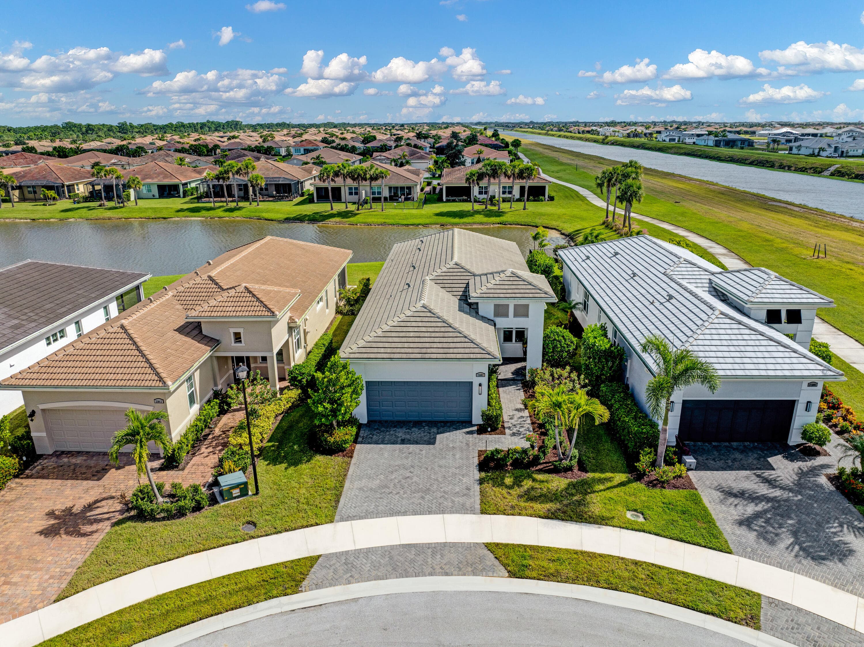 25007 SW Alberti Way, Port St. Lucie, FL 34986 33