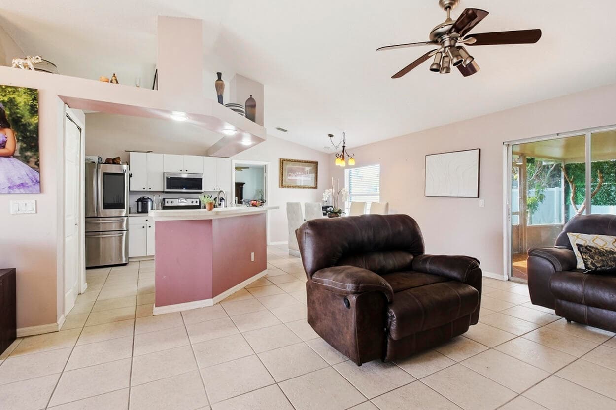 2718 SW Hamilton Avenue, Port St. Lucie, FL 34987 21