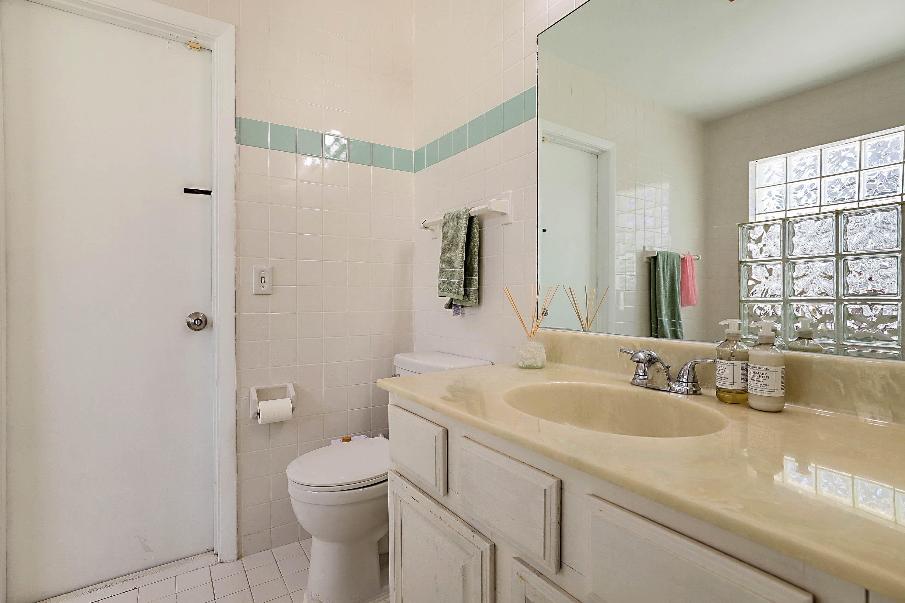 20869 Sonrisa Way, Boca Raton, FL 33433 26