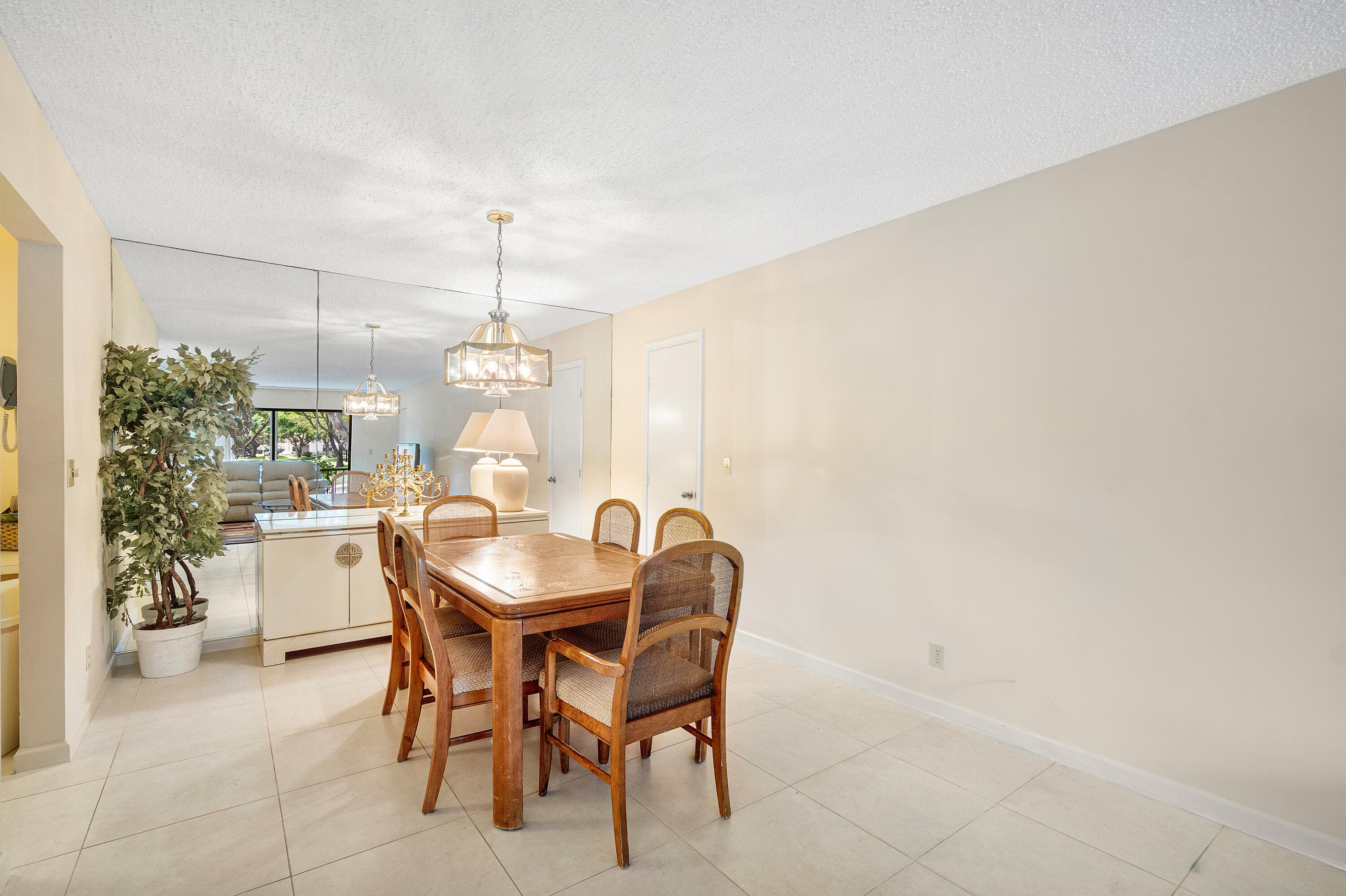 9810 Pineapple Tree Drive 101, Boynton Beach, FL 33436 7