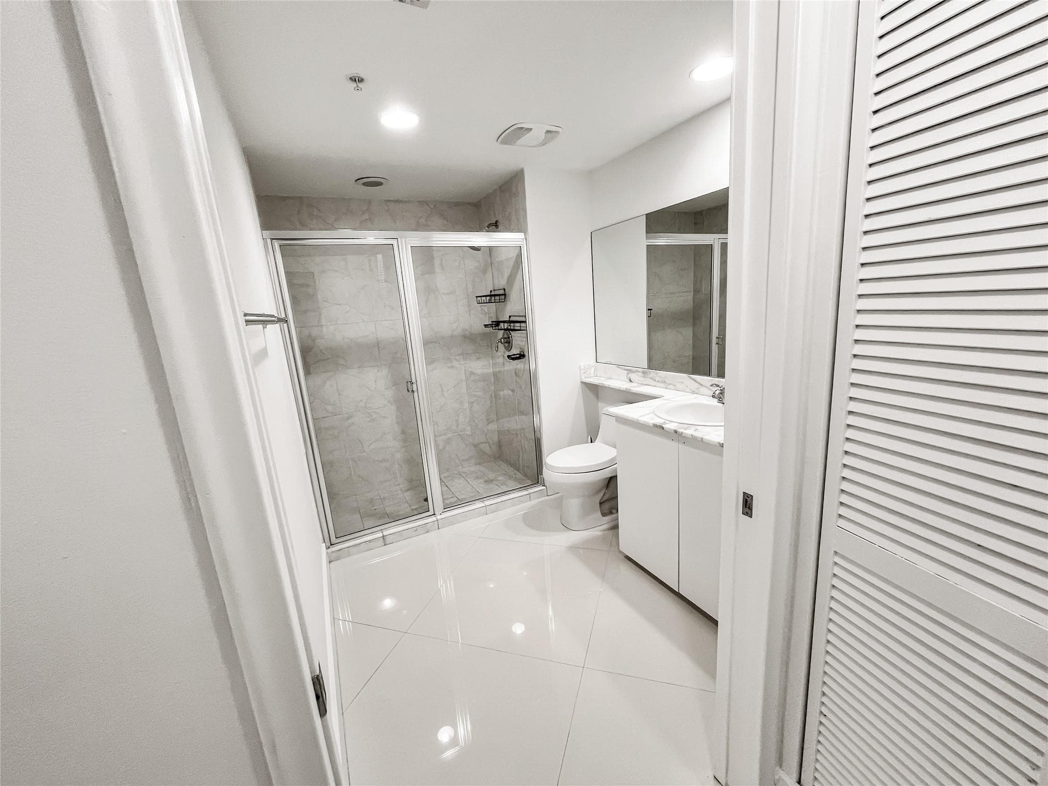 2775 NE 187th Street 627, Aventura, FL 33180 9