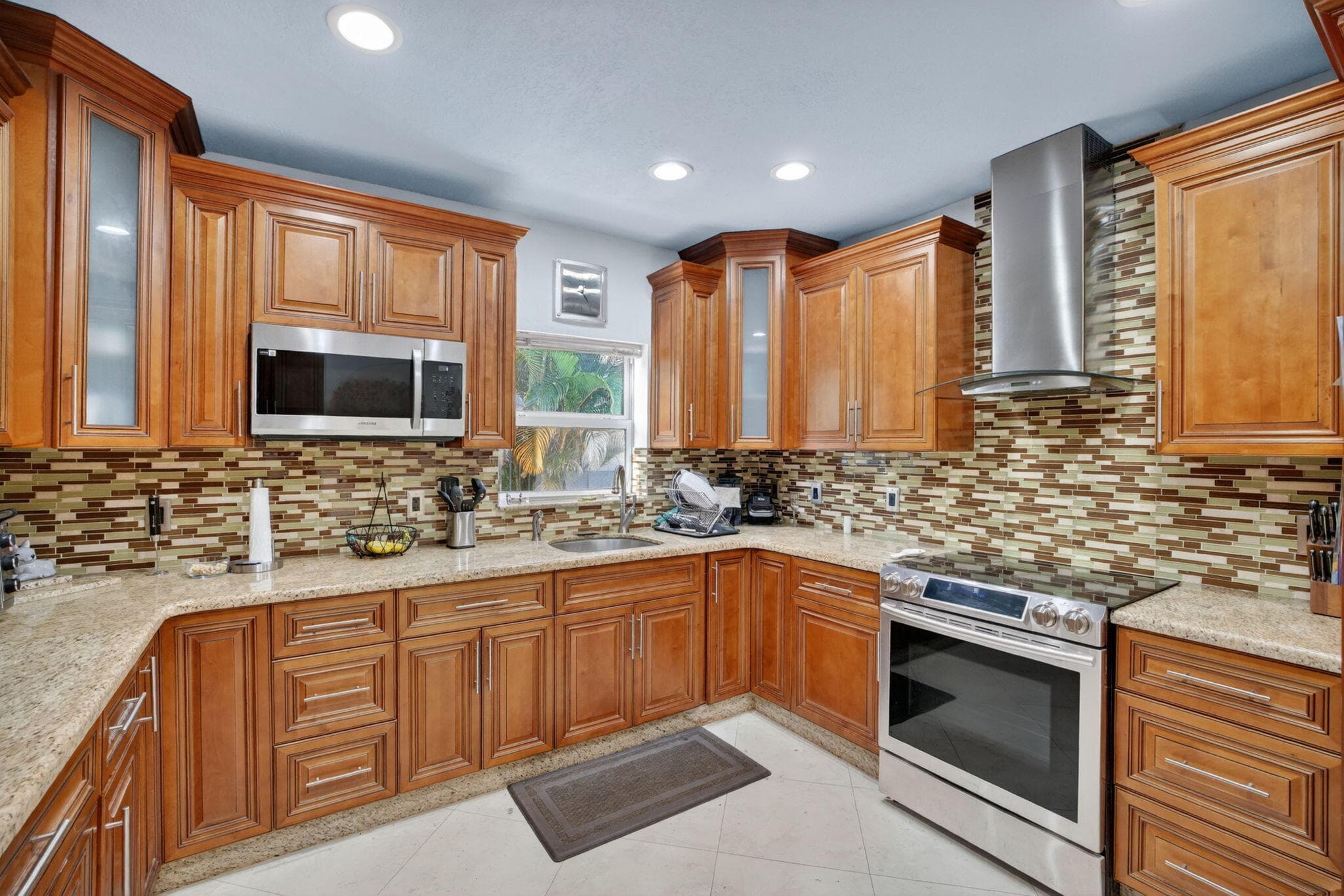 1412 NE 15th Avenue, Fort Lauderdale, FL 33304 23
