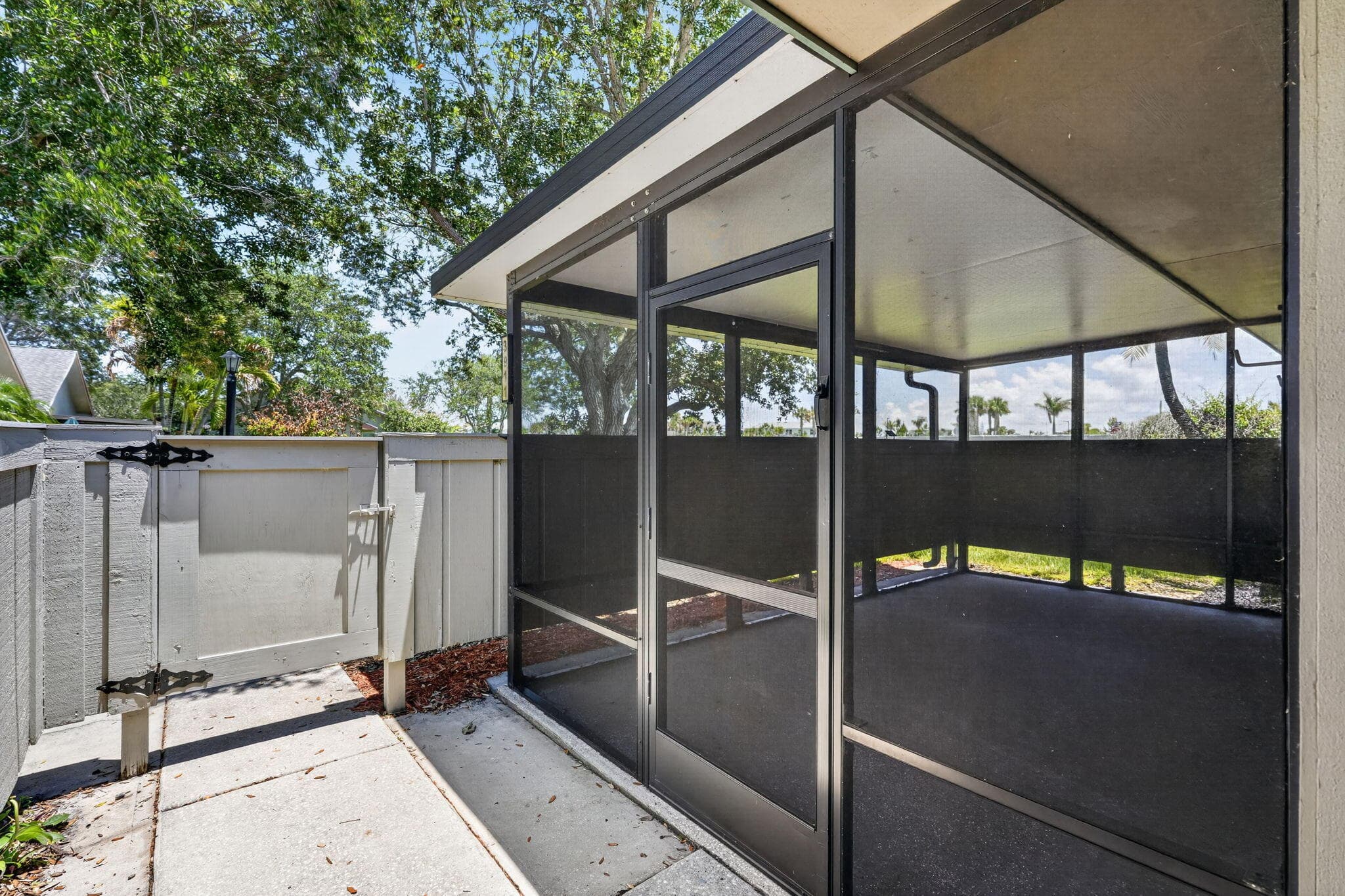 3911 NW Cinnamon Tree Circle, Jensen Beach, FL 34957 7