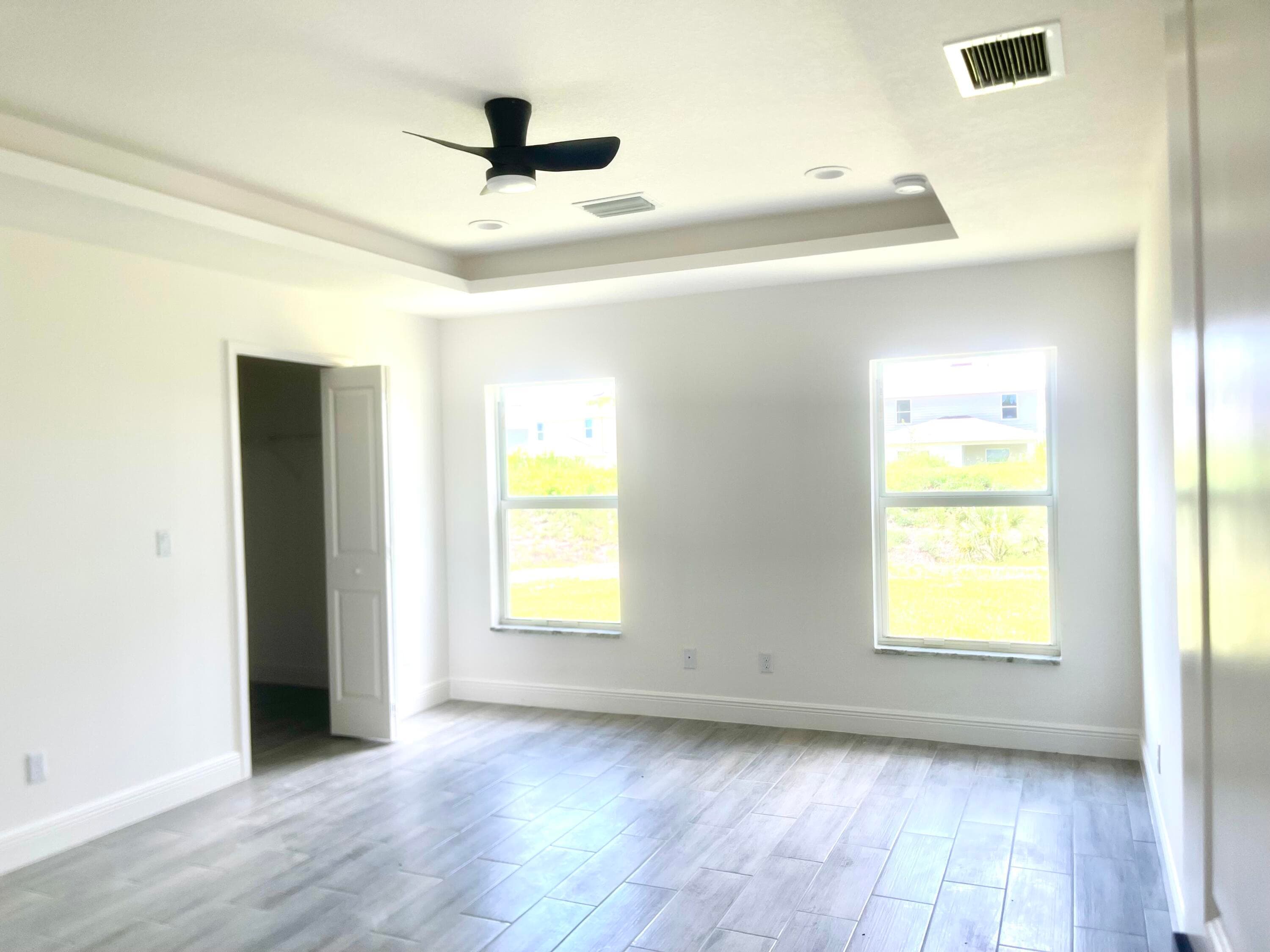 1260 SE Larkspur St Street SE, Palm Bay, FL 32909 13
