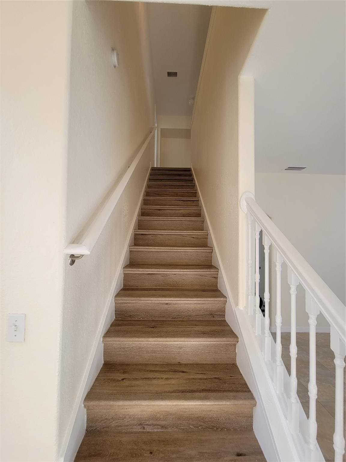 8448 Adele Road, Lakeland, FL 33810 9