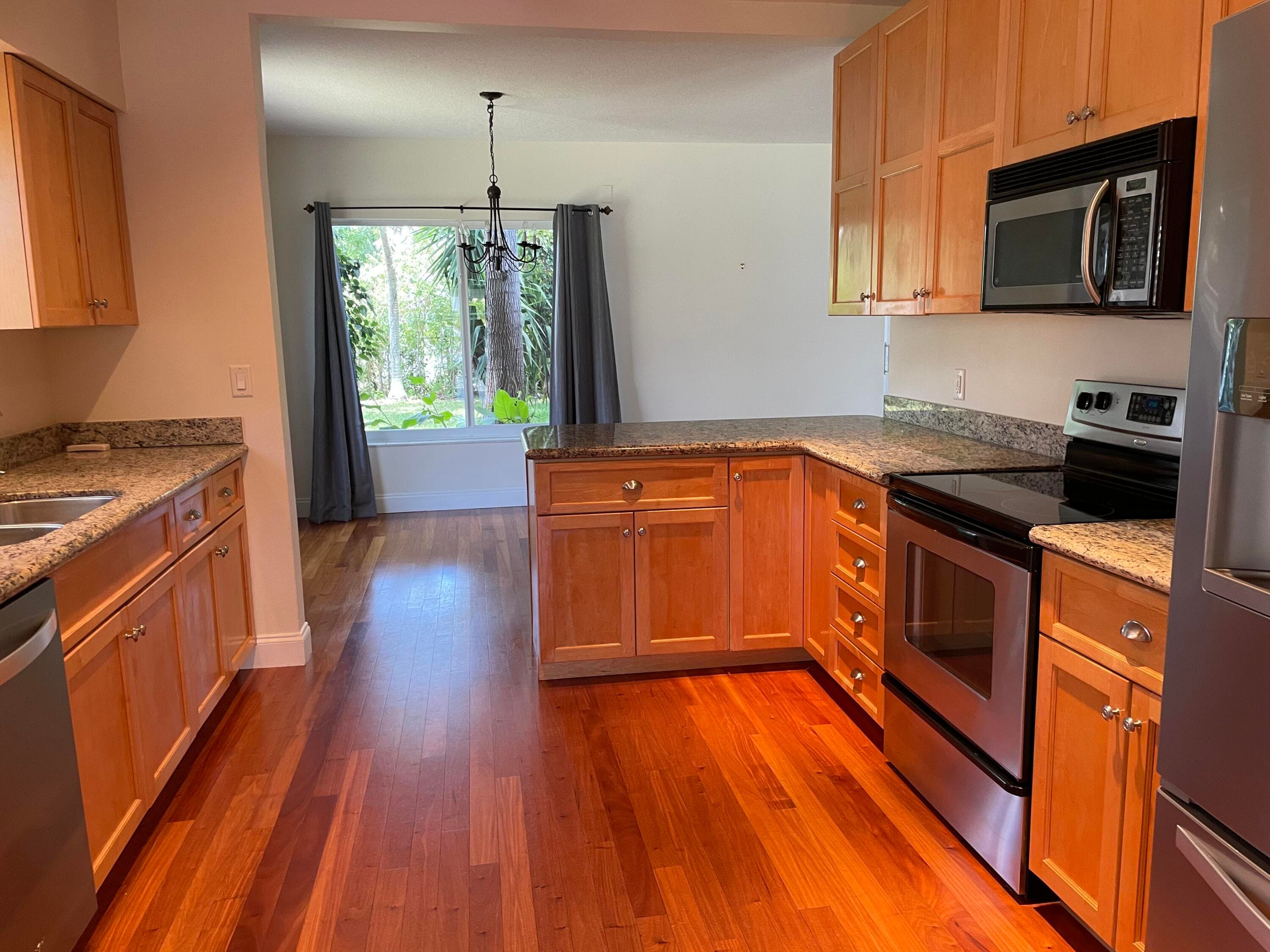 465 NE 34th Street, Boca Raton, FL 33431 5